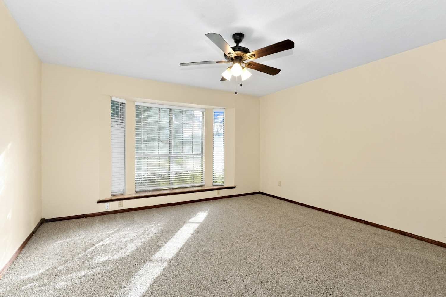 18015 Tall Cypress Drive Property Photo 10