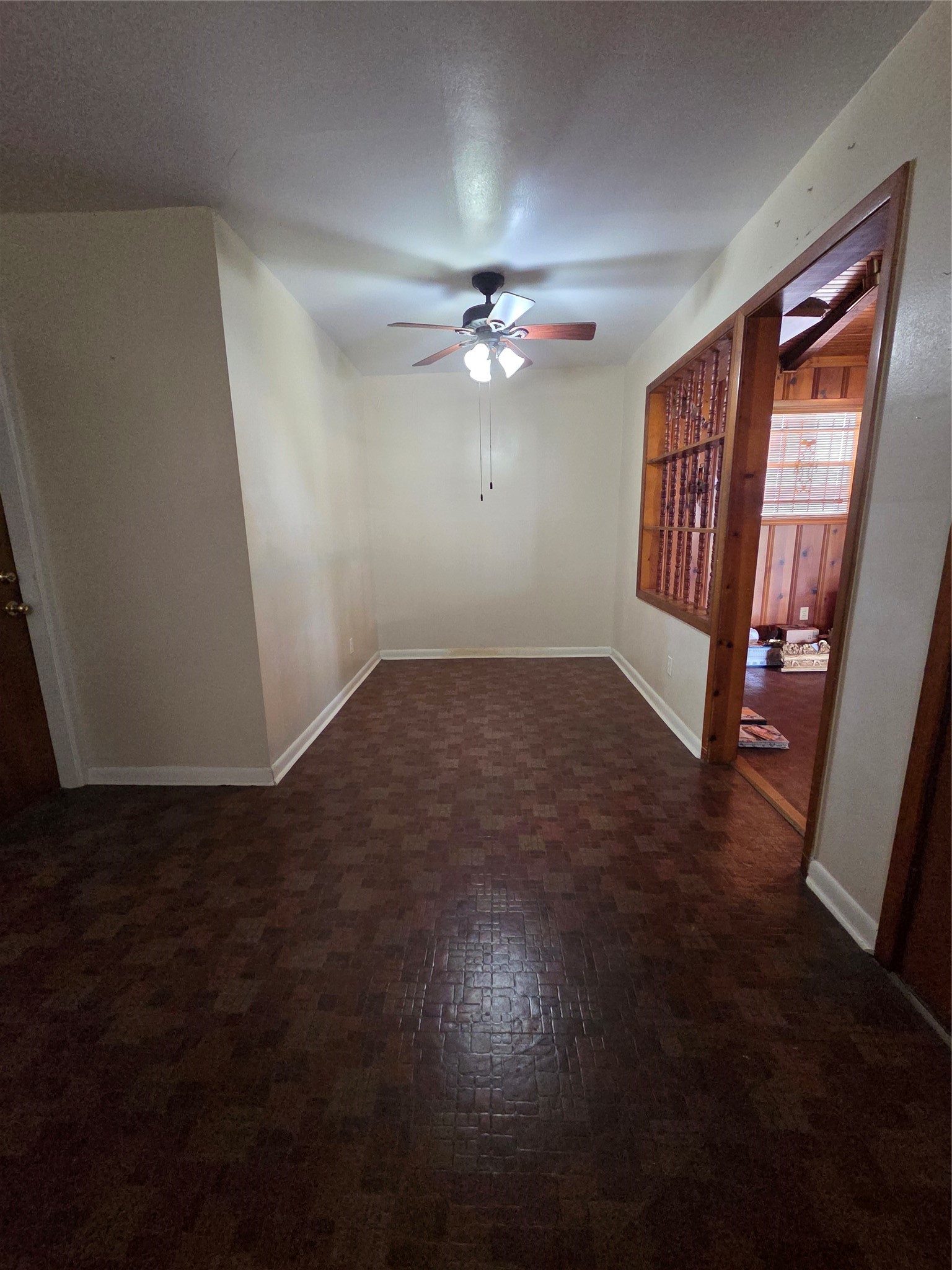 2306 Reinerman Street Property Photo 12