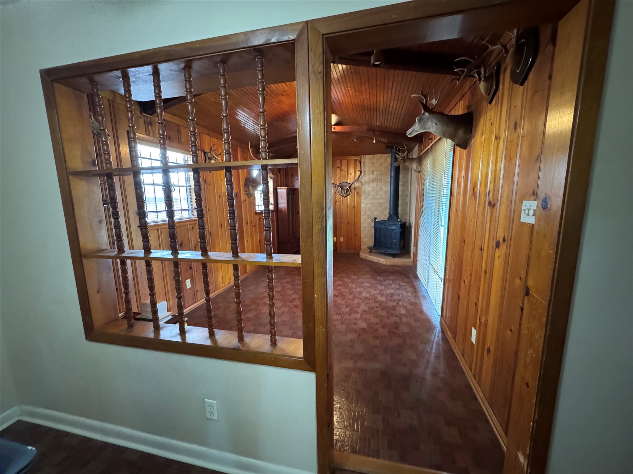 2306 Reinerman Street Property Photo 13
