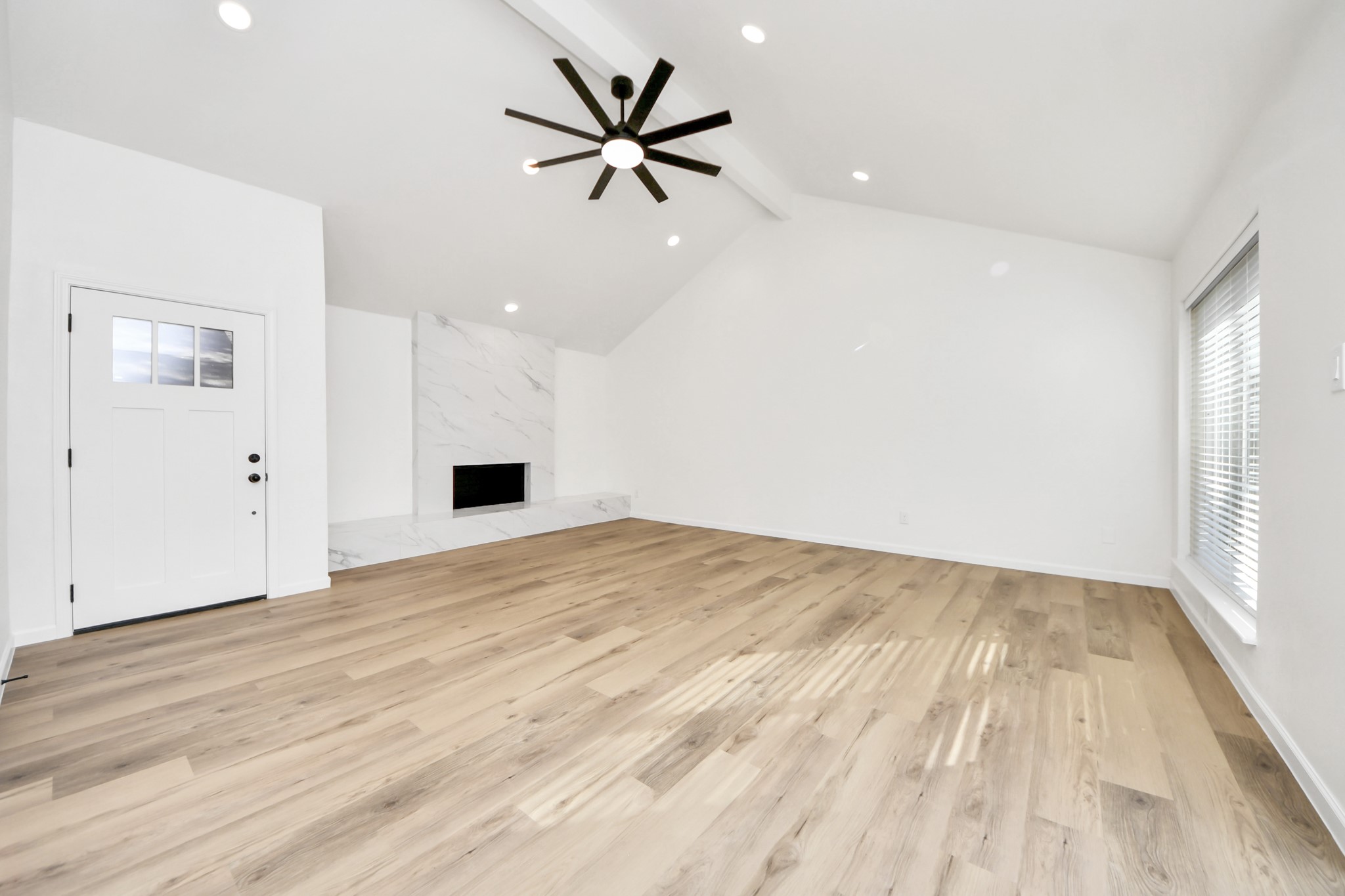 3305 Avenue R Property Photo 3