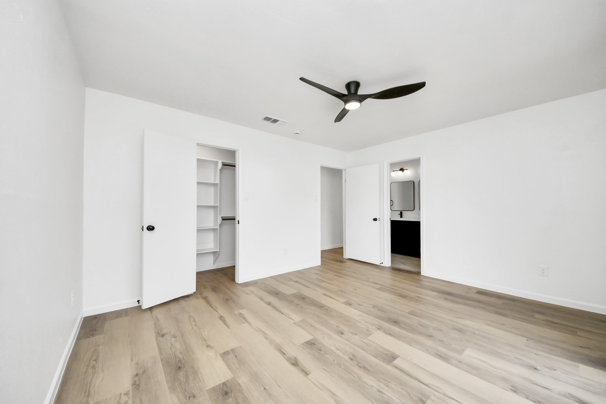 3305 Avenue R Property Photo 10