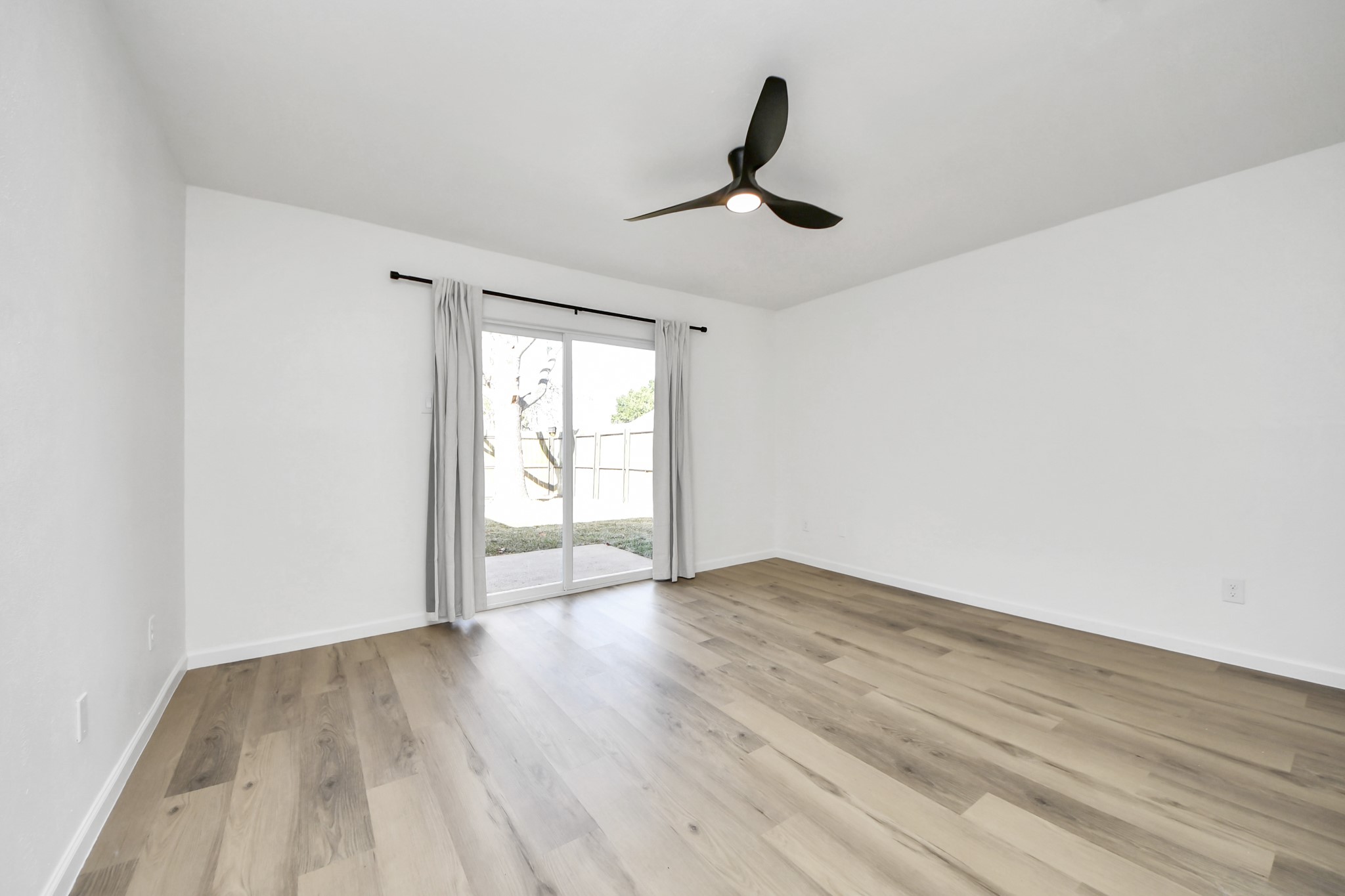 3305 Avenue R Property Photo 11