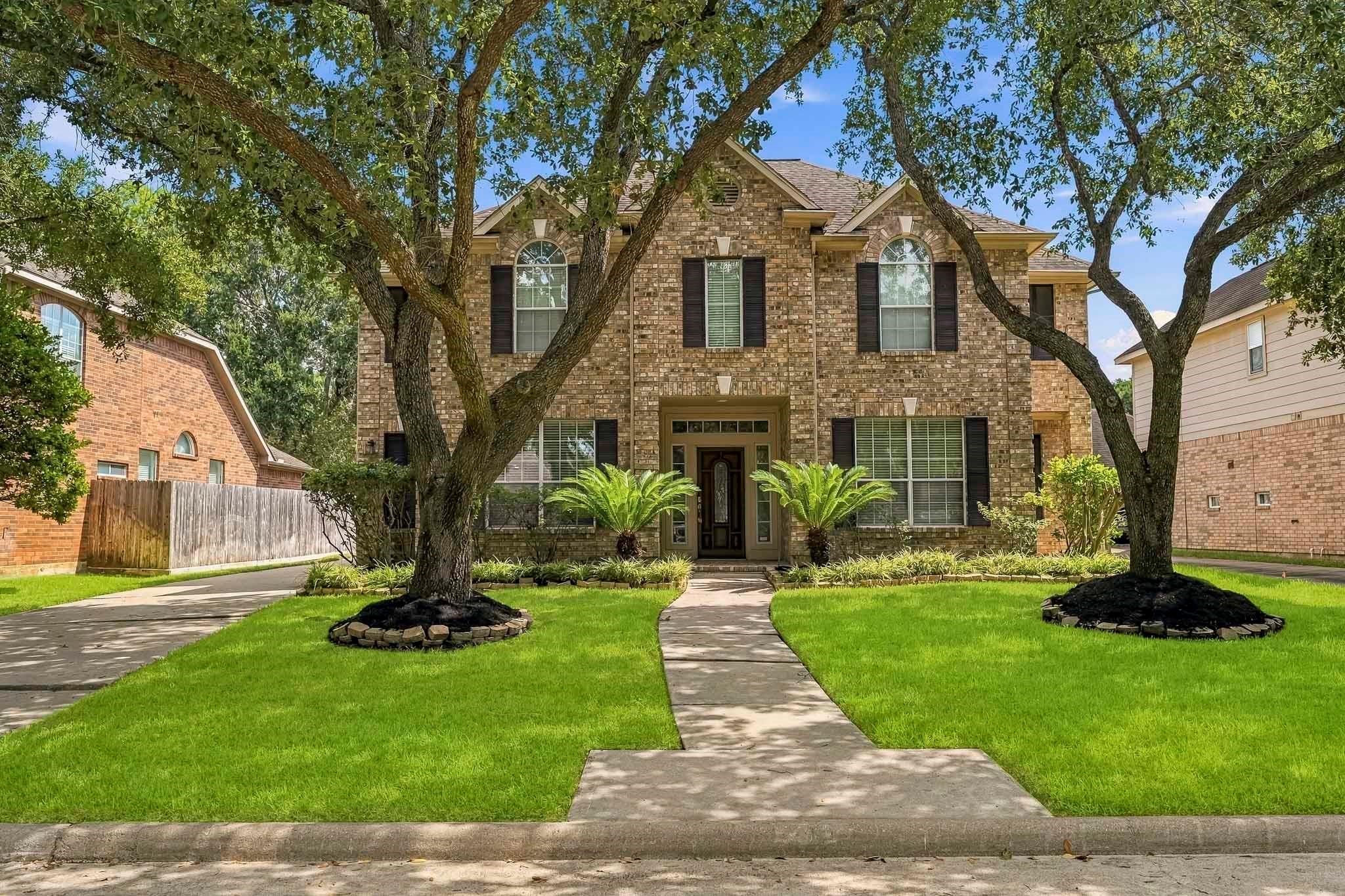 215 Owens Park Drive, Houston Tx 77094 Property Photo 1