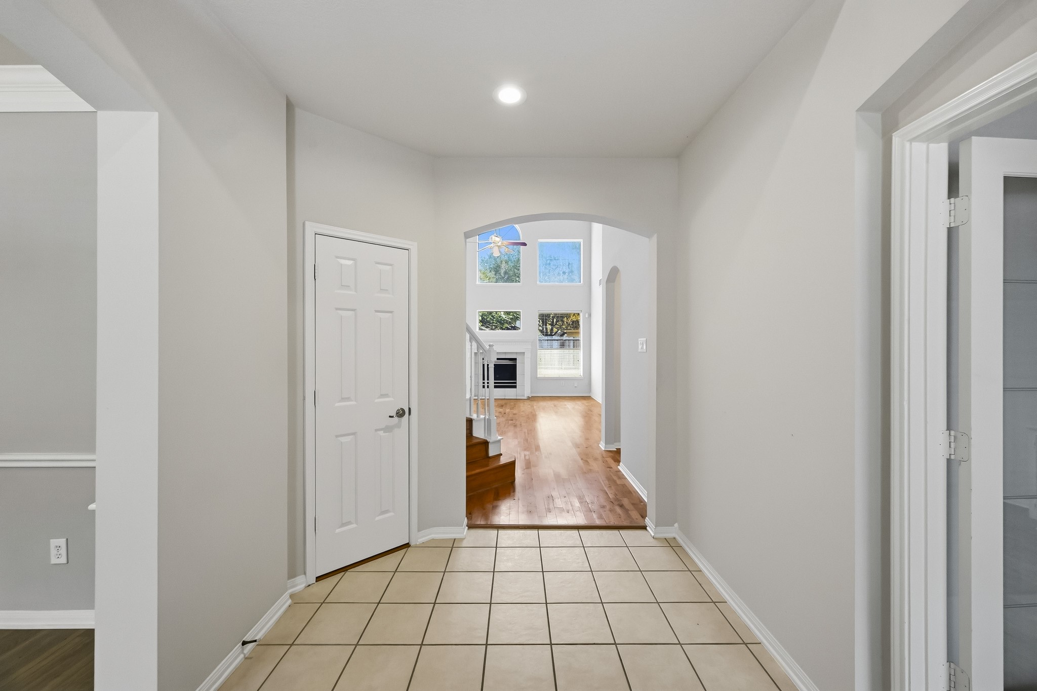 215 Owens Park Drive Property Photo 5