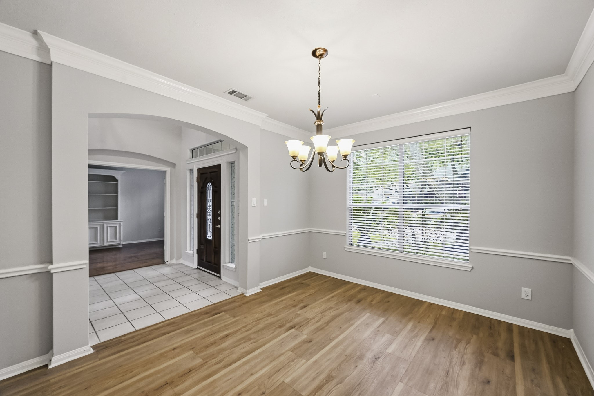 215 Owens Park Drive Property Photo 10