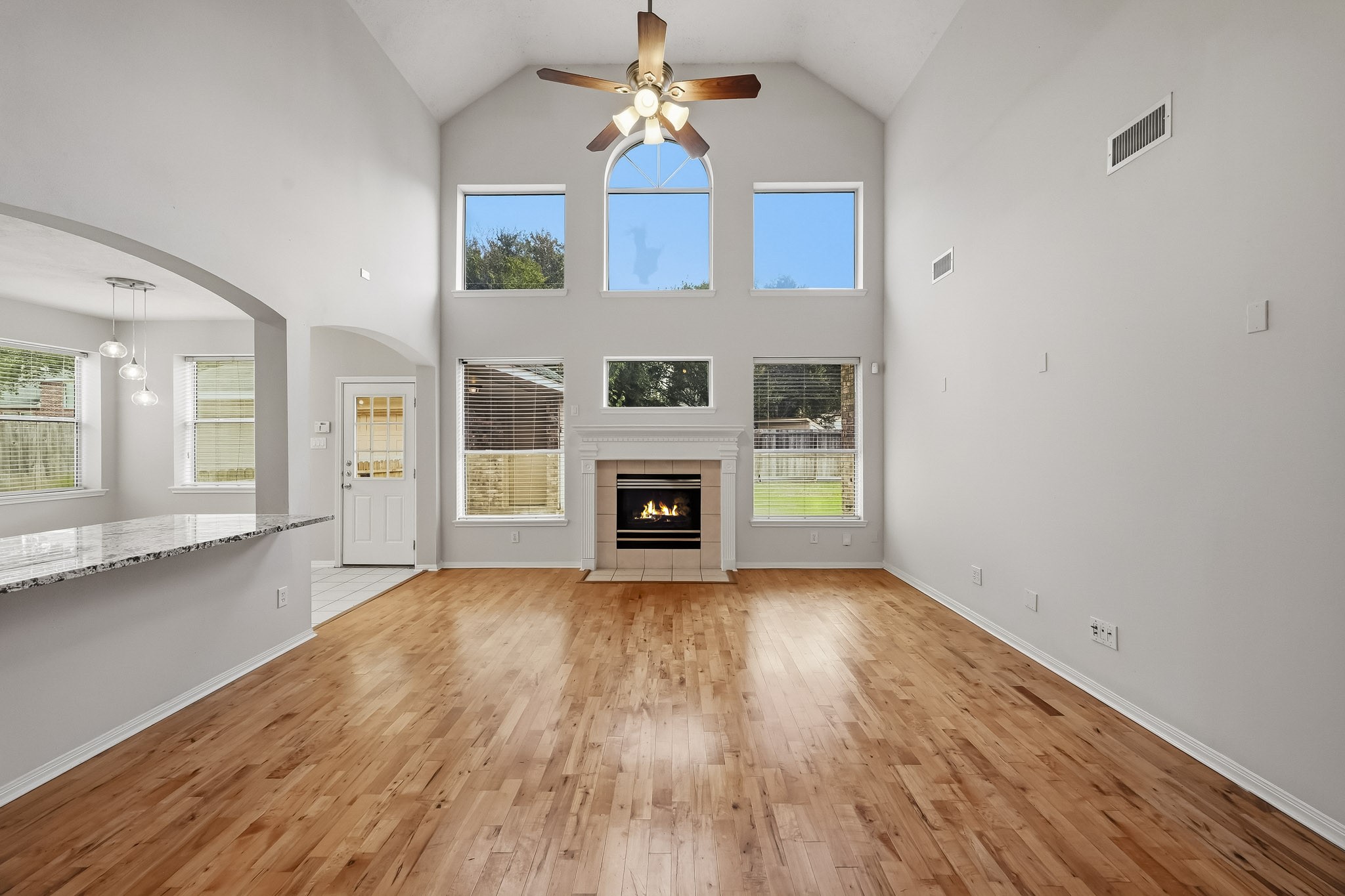 215 Owens Park Drive Property Photo 11