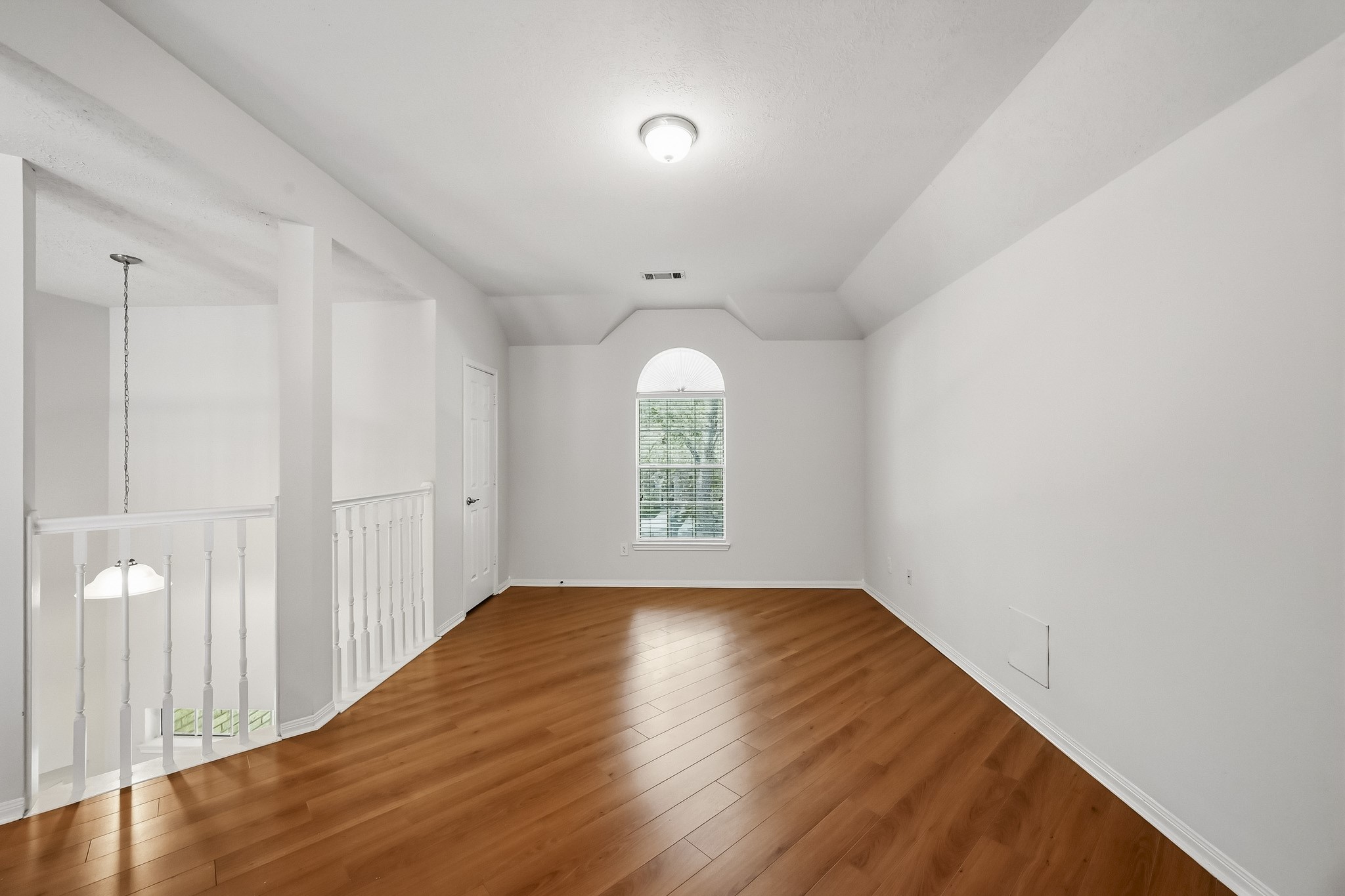 215 Owens Park Drive Property Photo 30