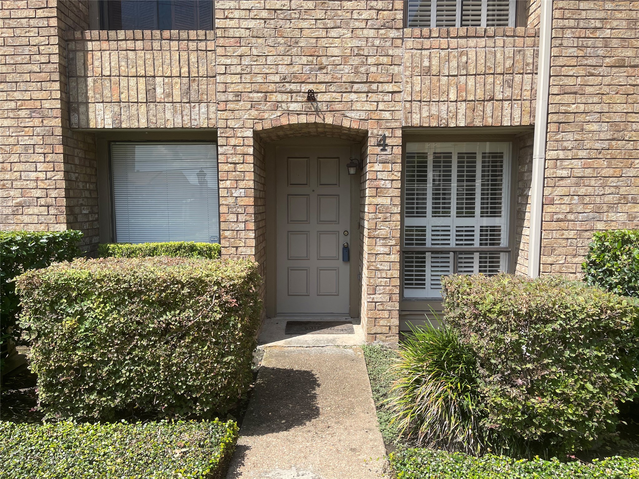 1908 Augusta Drive 4 Property Photo 1