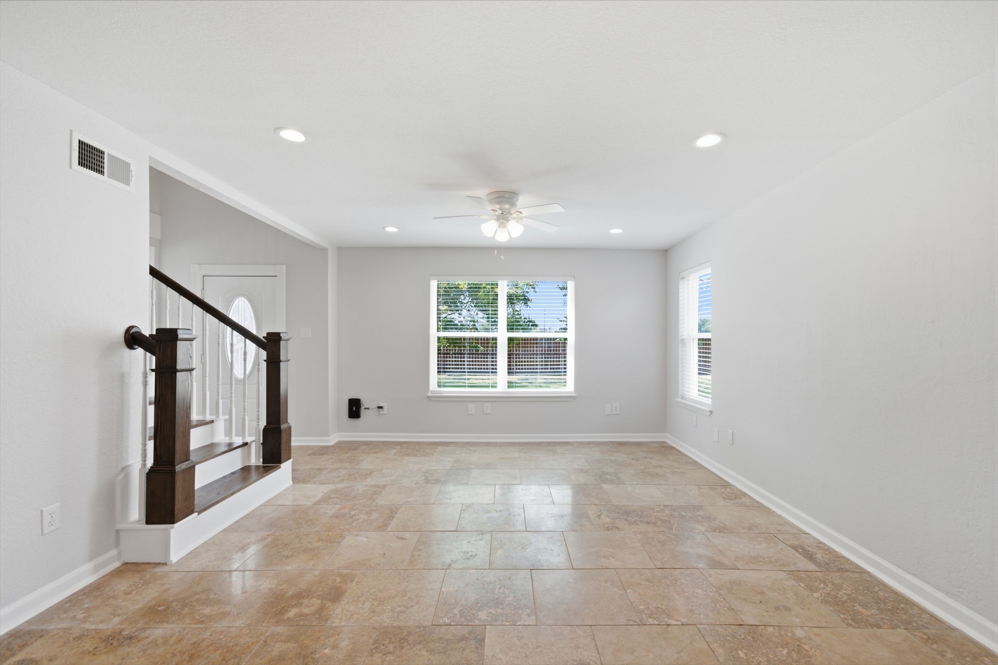 1535 Willow Bend Property Photo 5