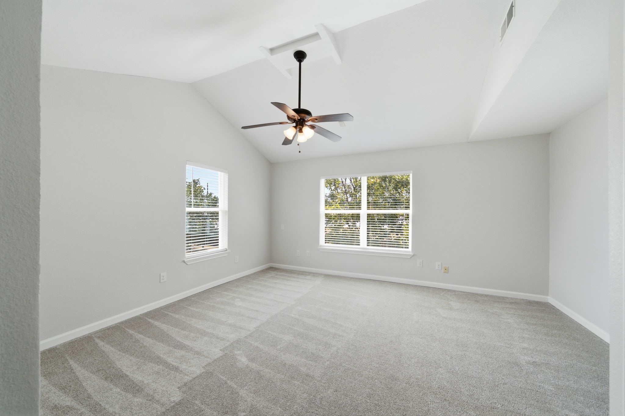 1535 Willow Bend Property Photo 12