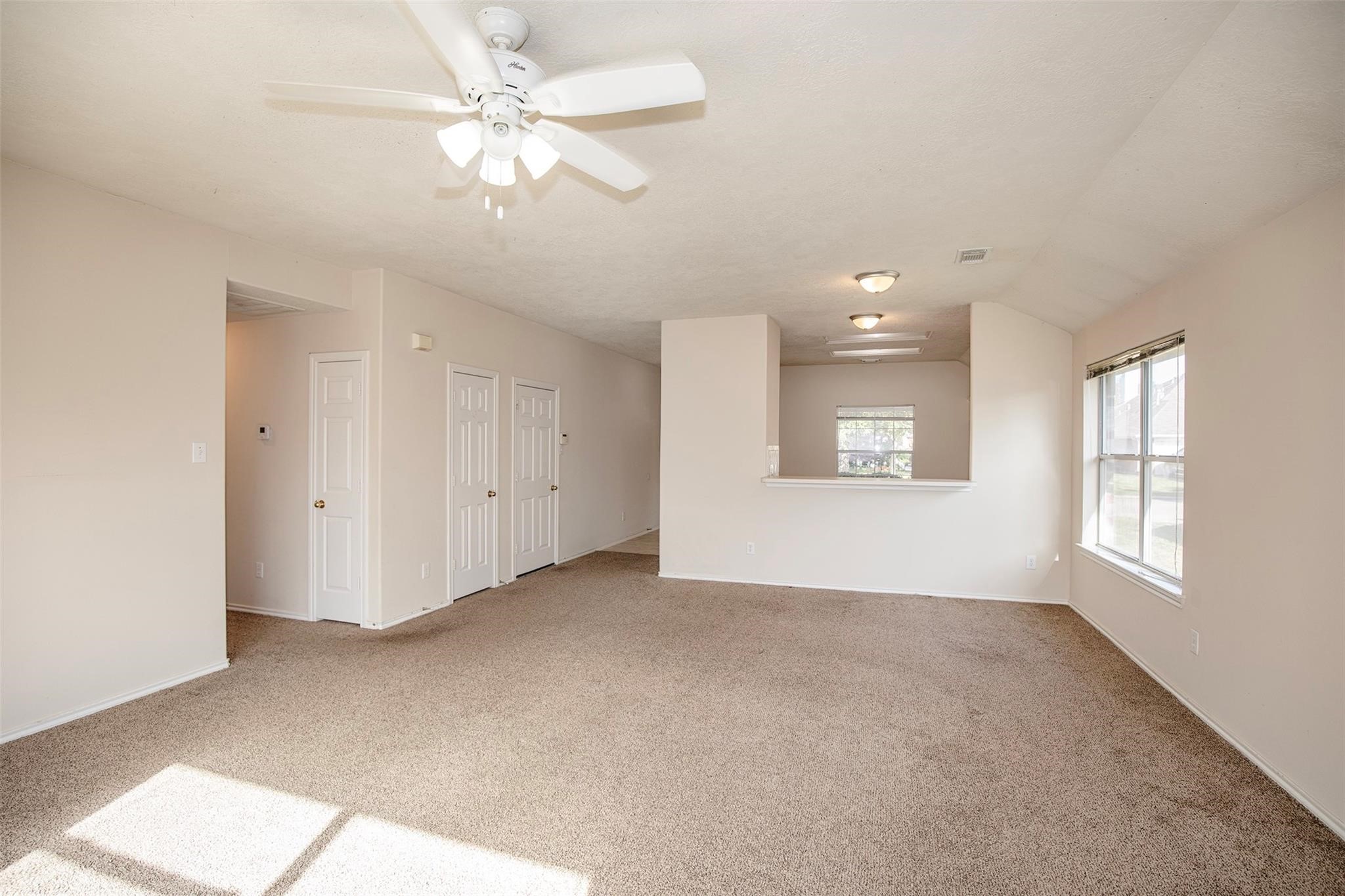5008 Blanco Drive Property Photo 7