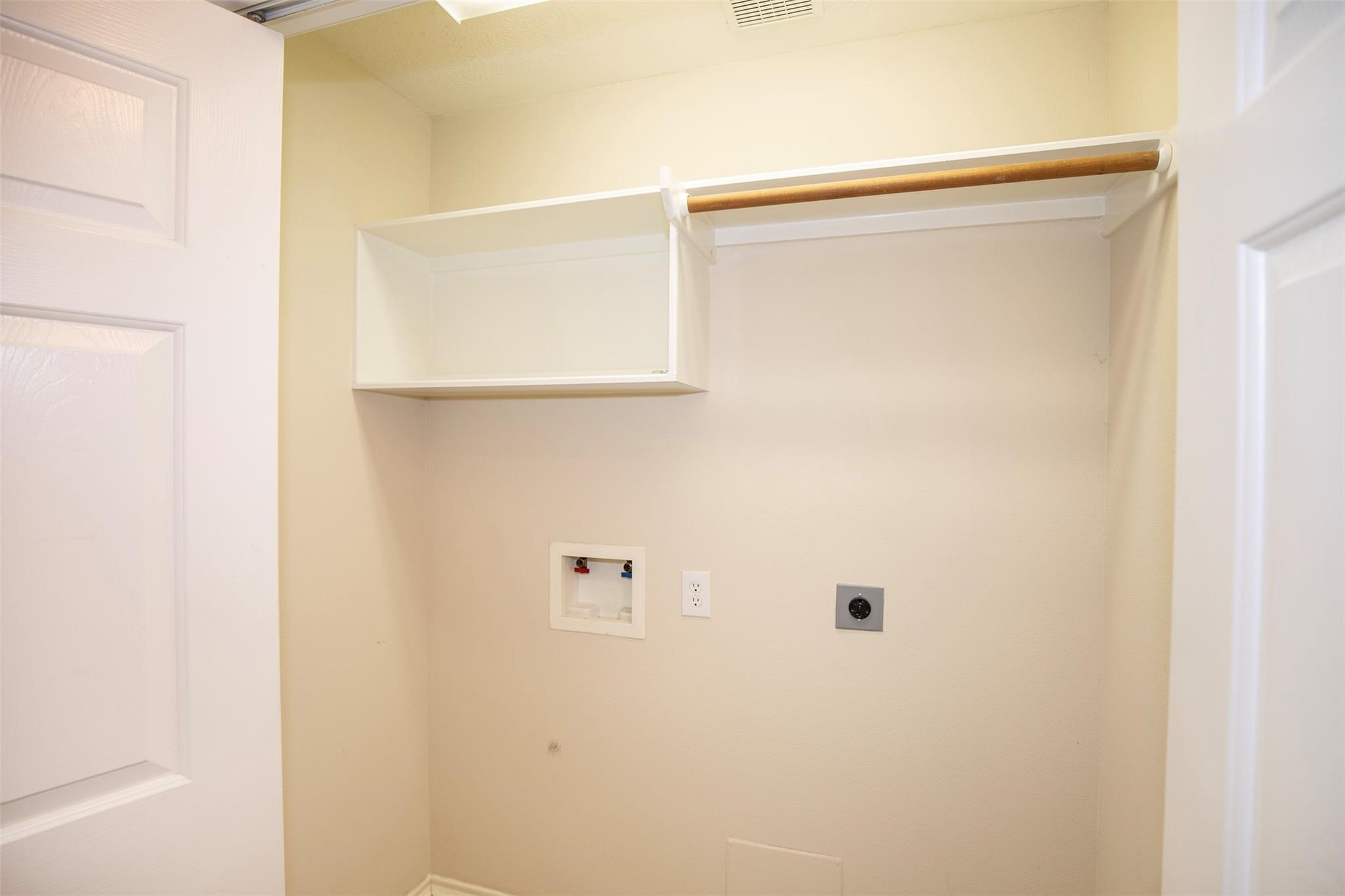 5008 Blanco Drive Property Photo 28