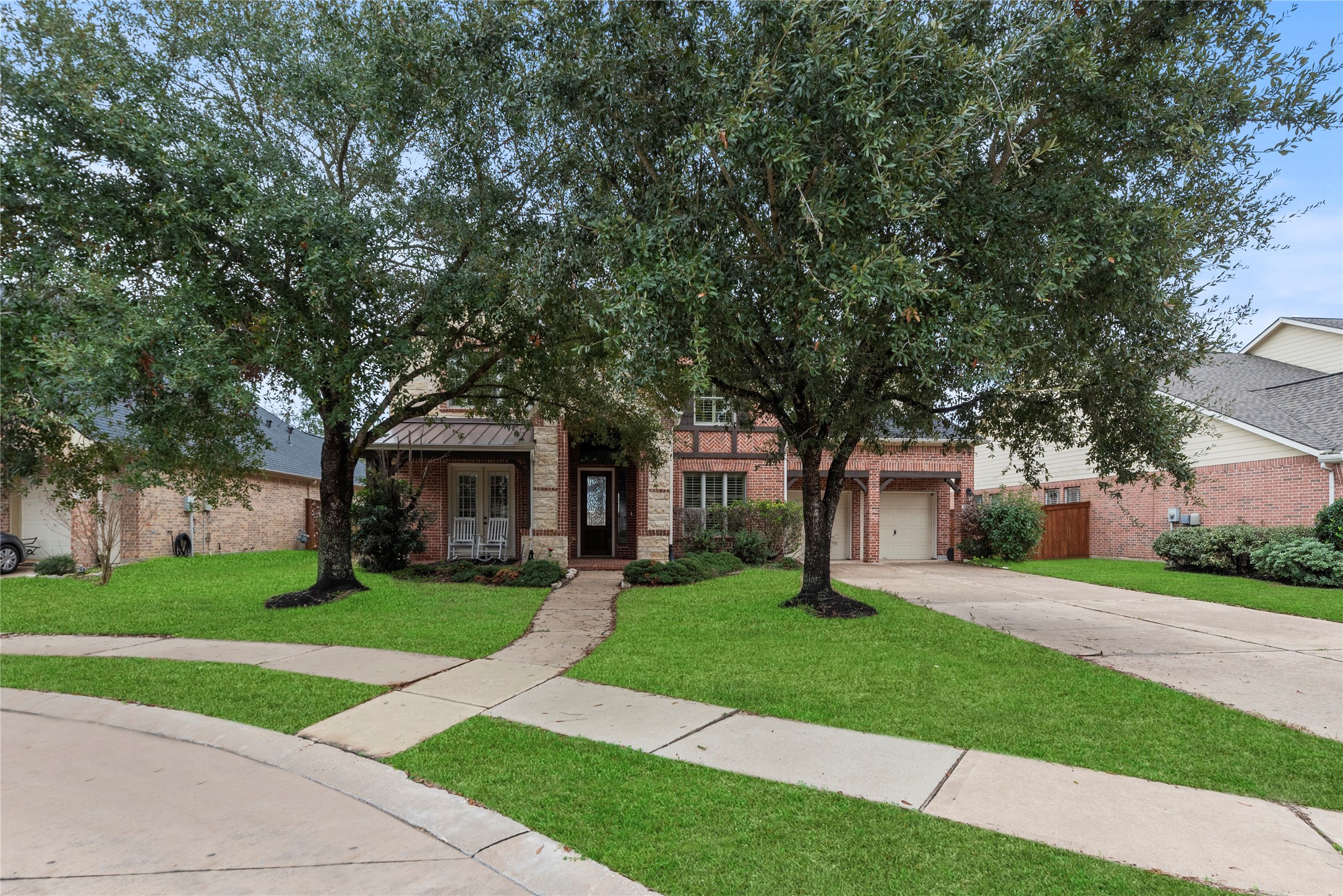19507 Gladewater Court Property Photo 2