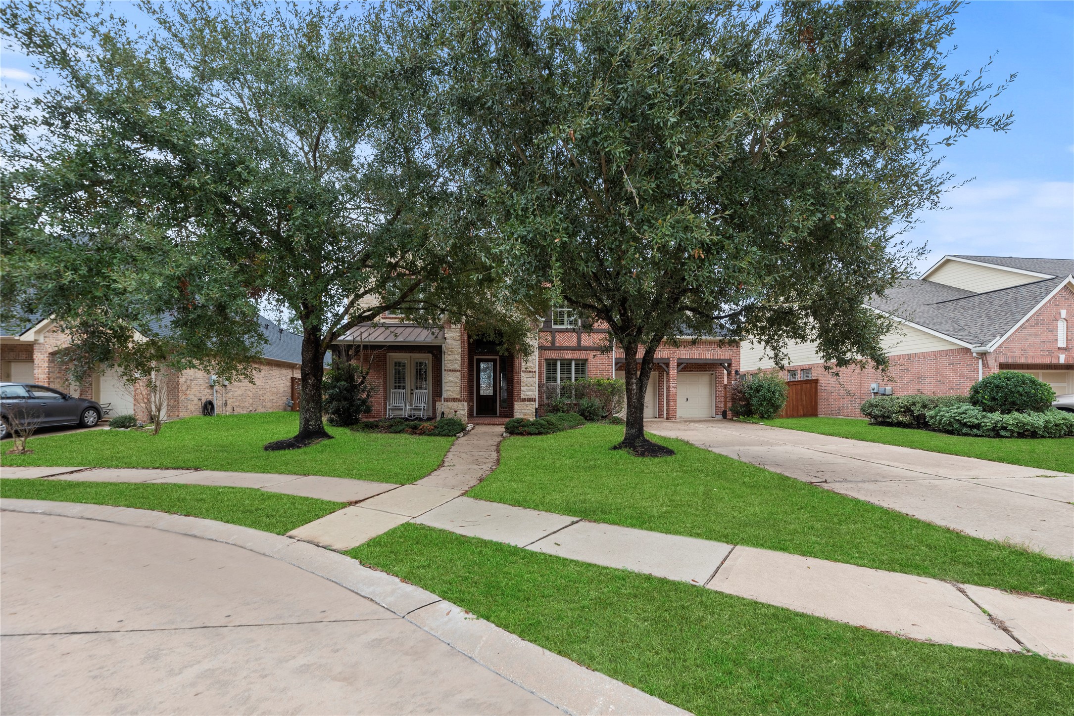 19507 Gladewater Court Property Photo 3