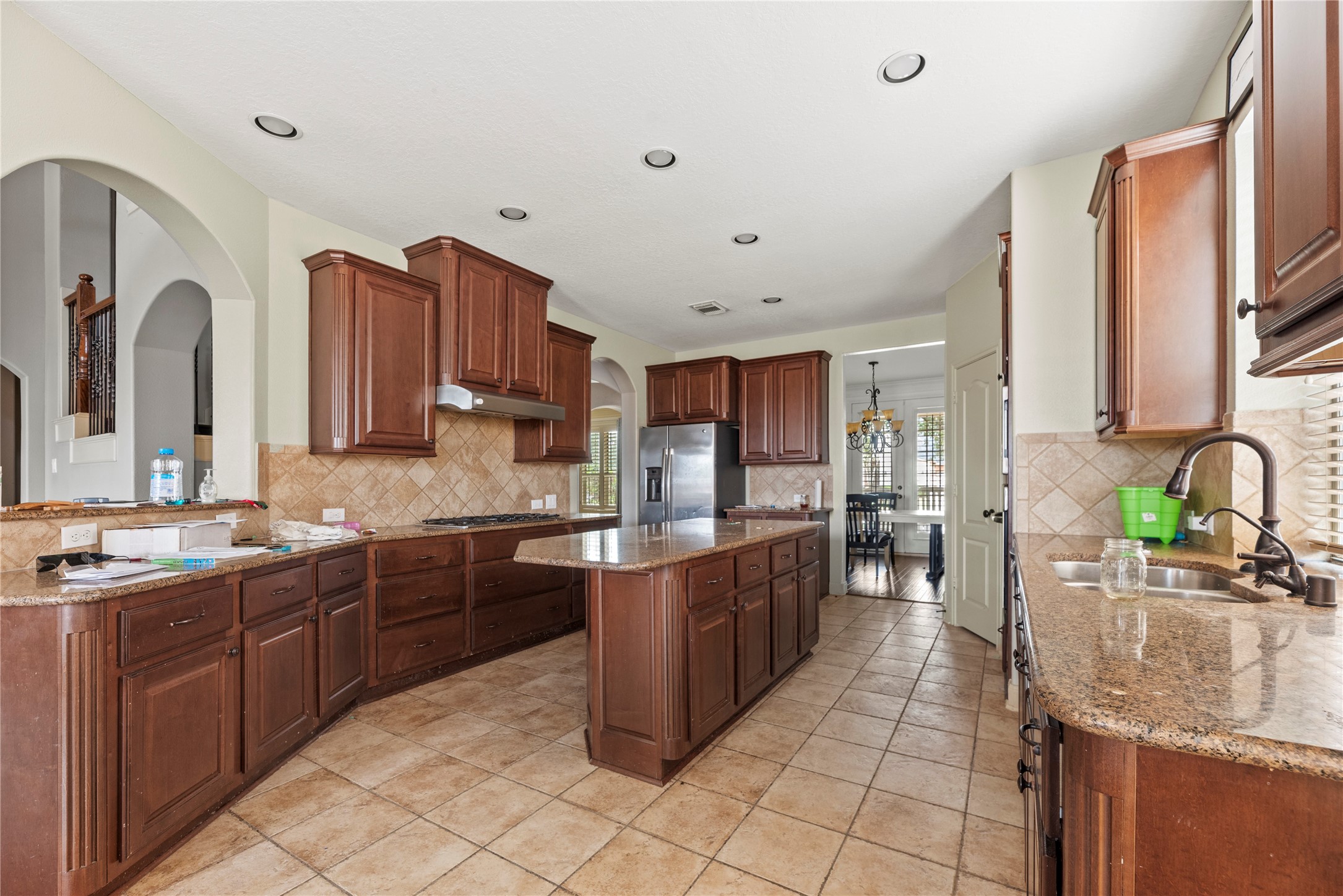19507 Gladewater Court Property Photo 7