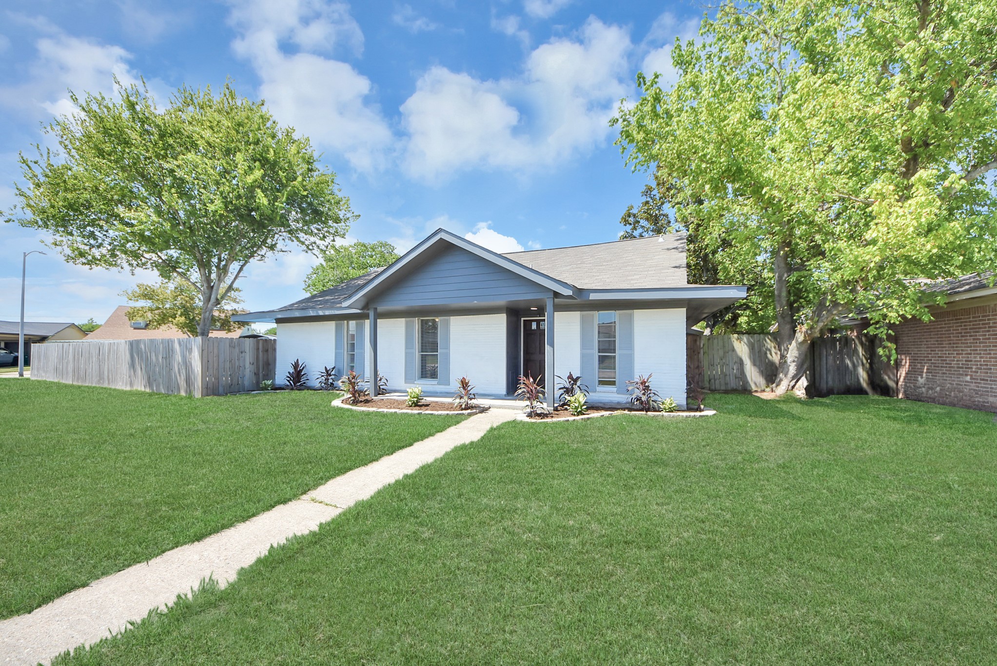 6301 Sioux Drive Property Photo 3