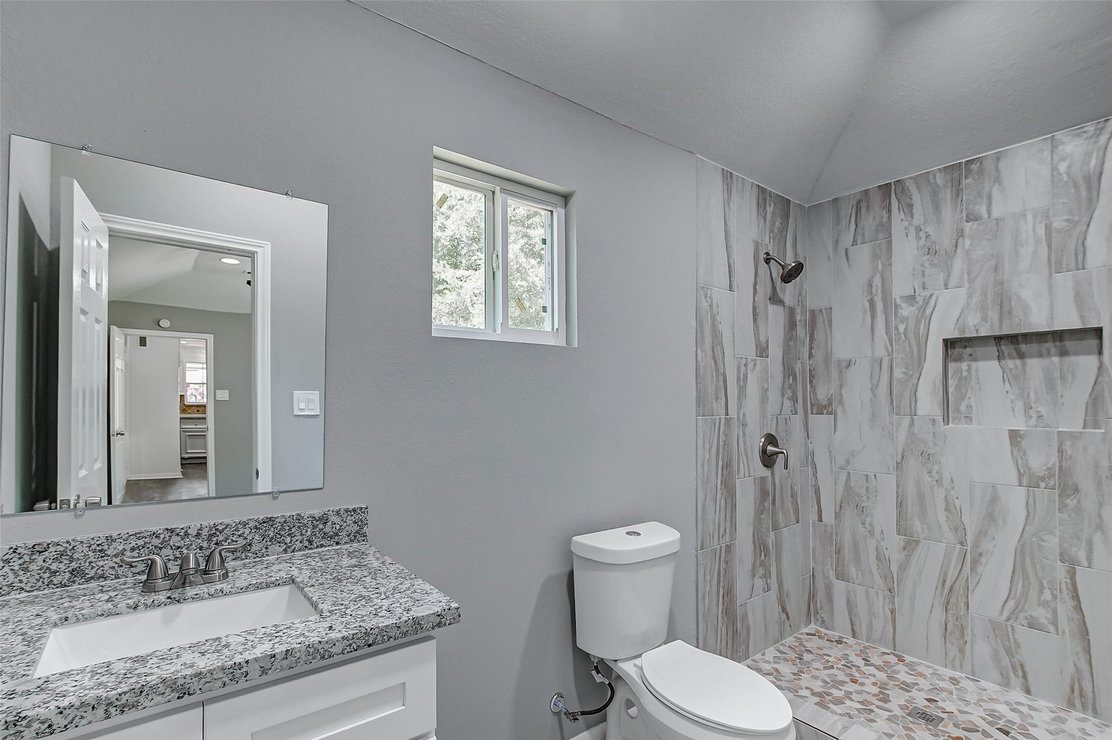 2323 Tinechester Drive Property Photo 22