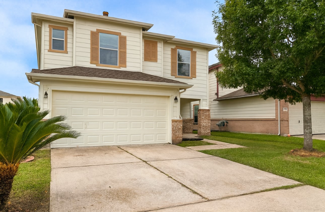 6731 Providence View Lane Property Photo 2