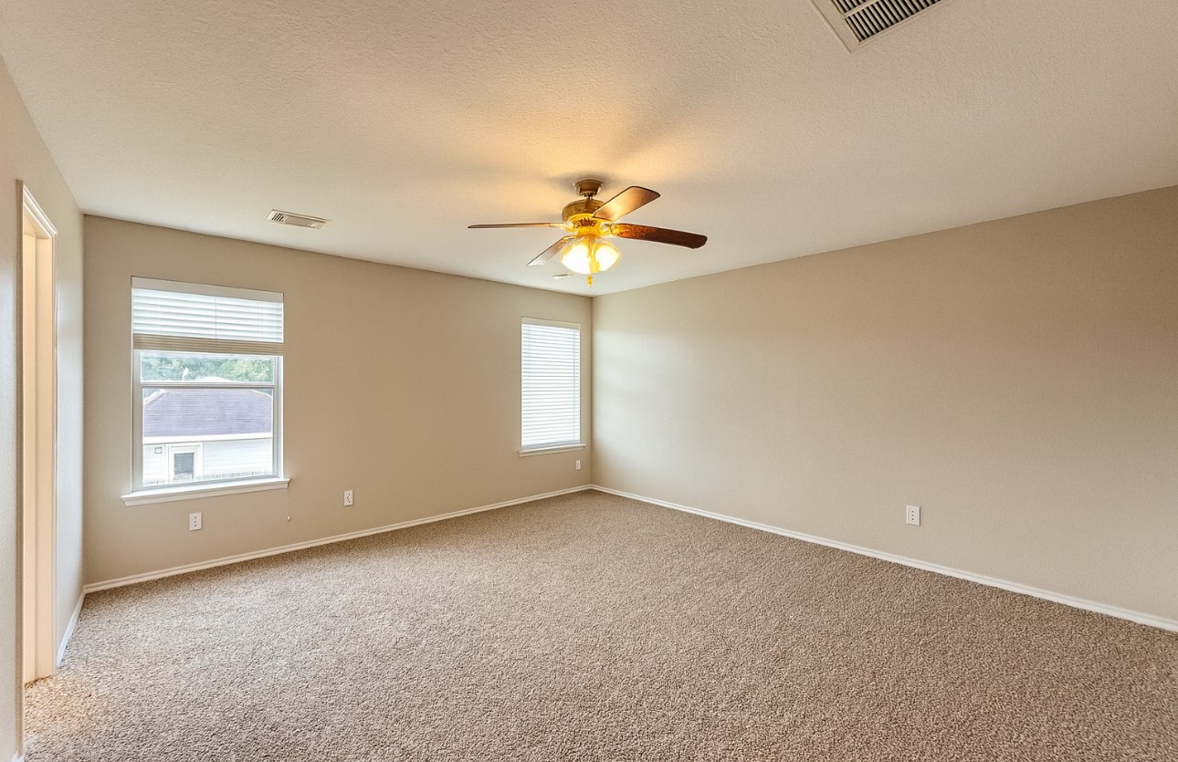 6731 Providence View Lane Property Photo 11