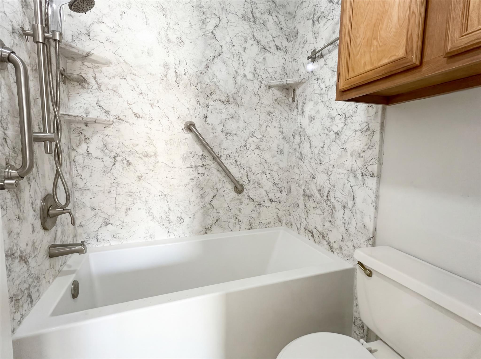 12300 Brookglade Circle # 133, Houston Tx 77099 Property Photo 14