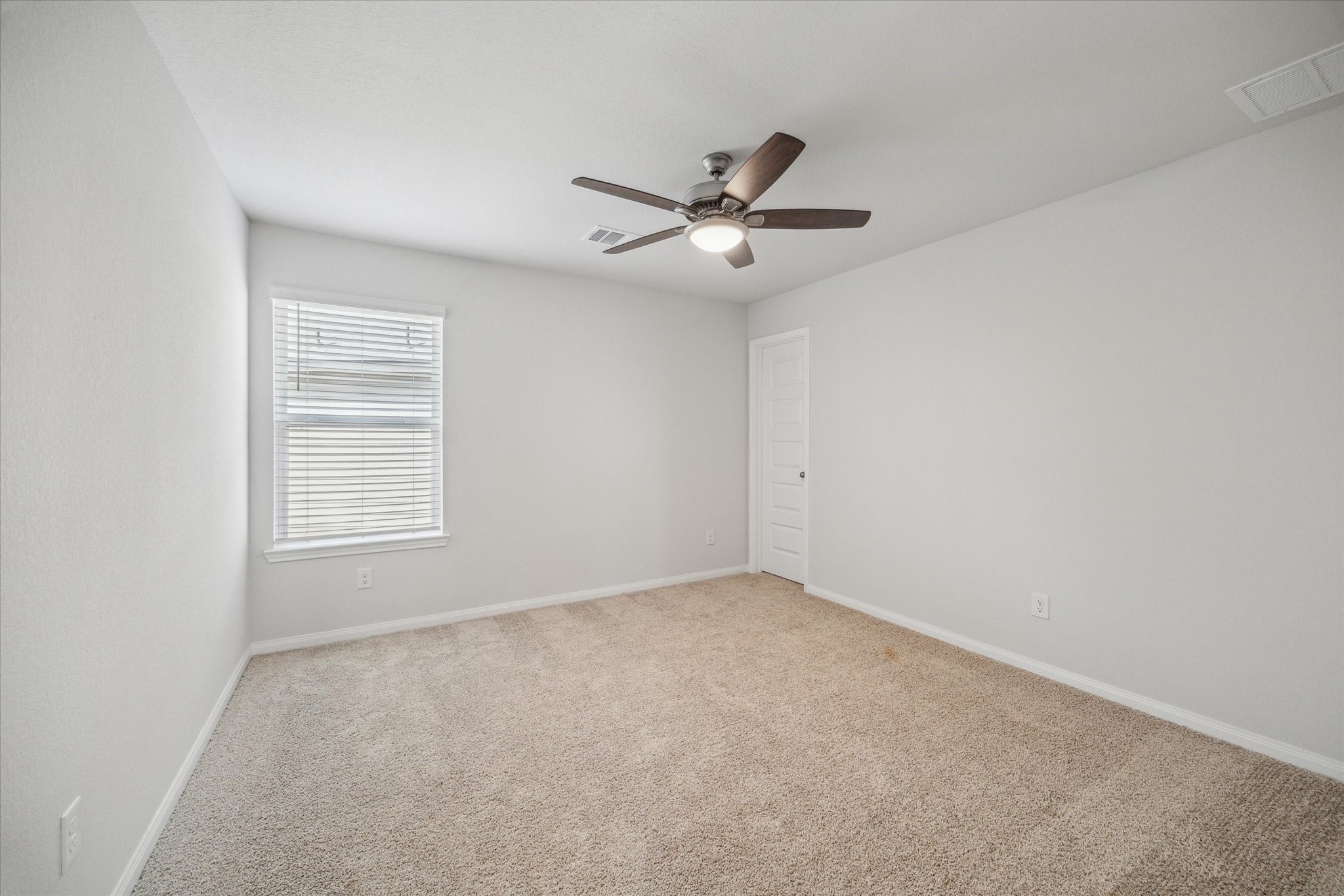 13870 Green Heron Way Property Photo 9
