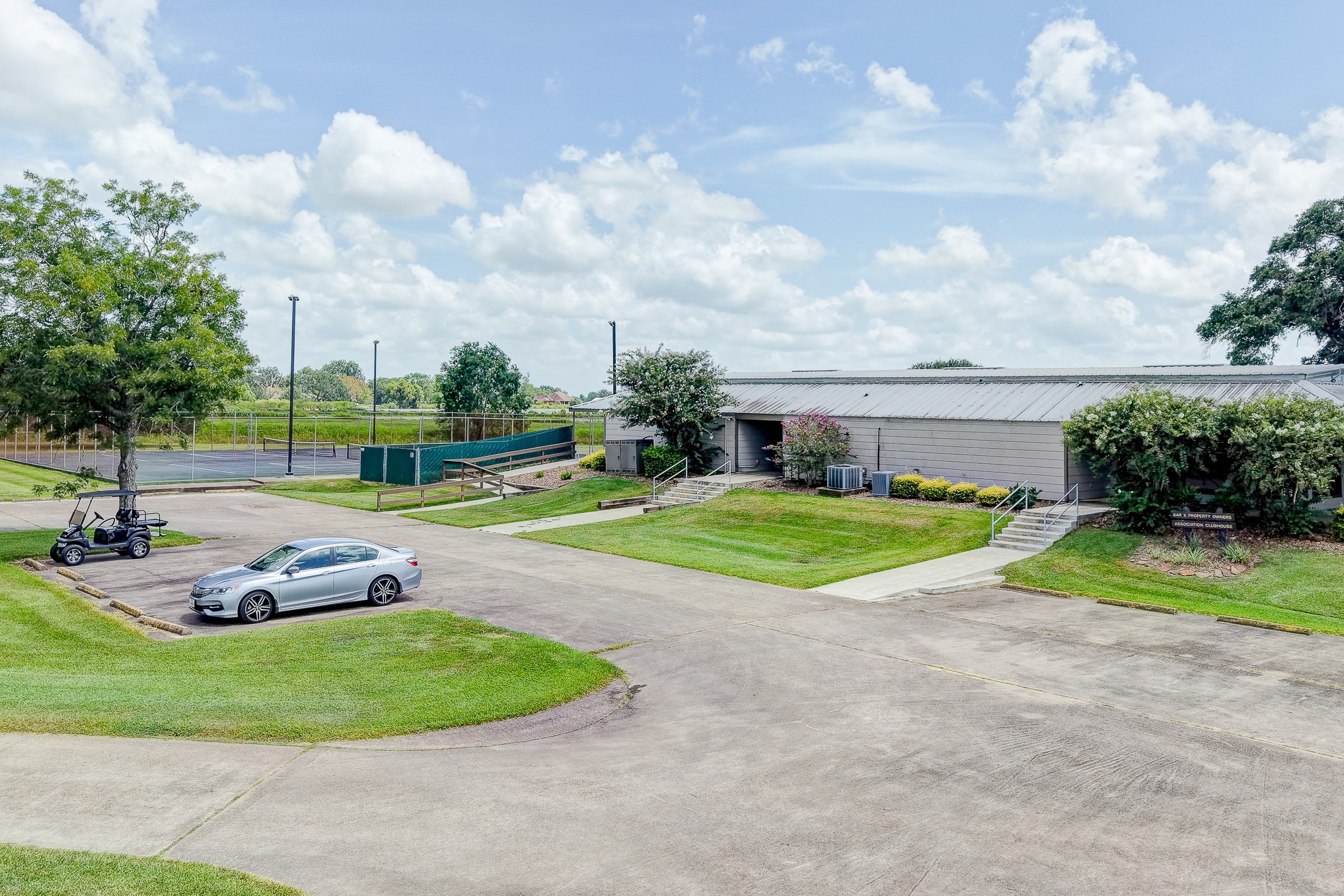 1601 Old Henry Court Property Photo 32
