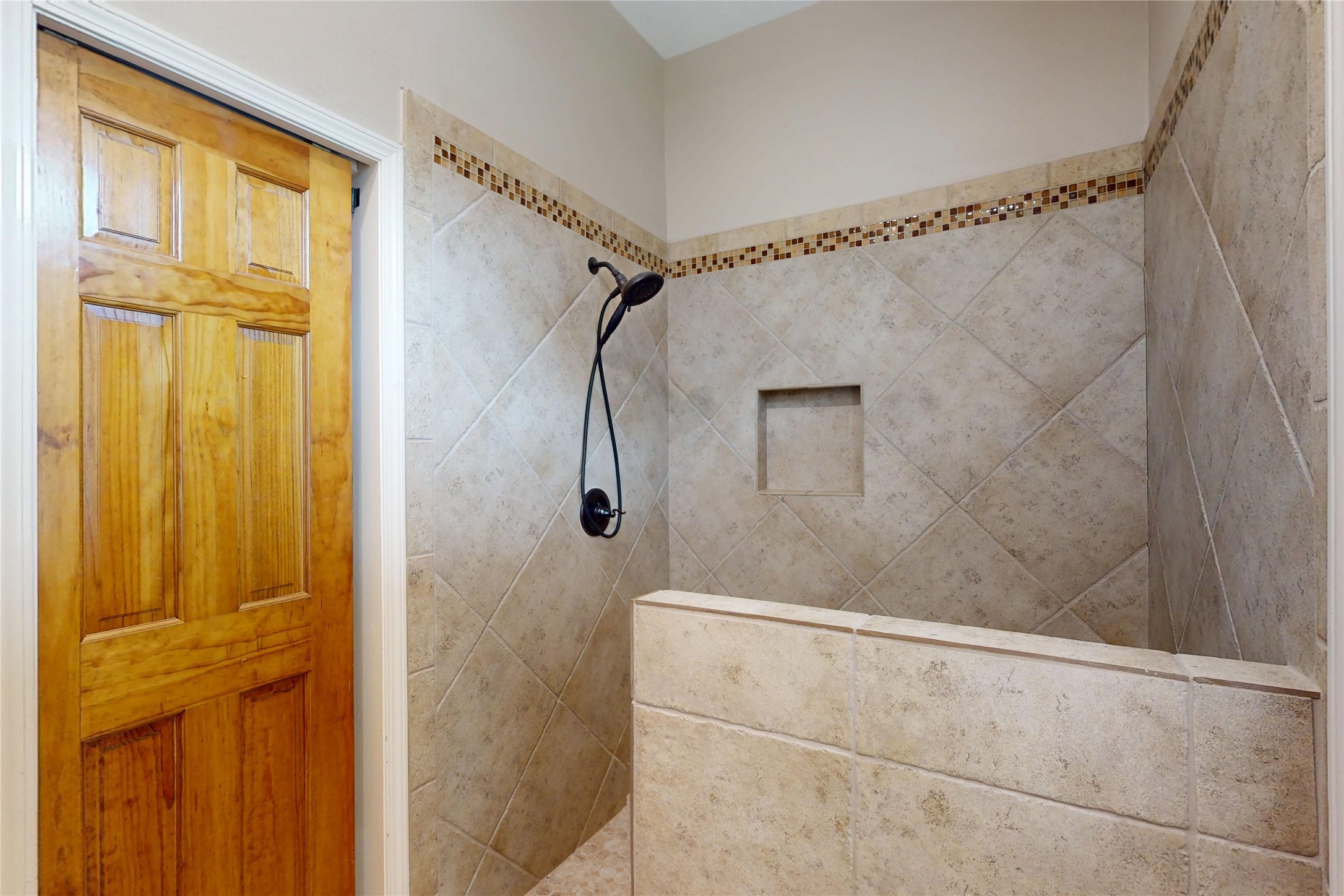 2031 Silver Moon Trail Property Photo 28