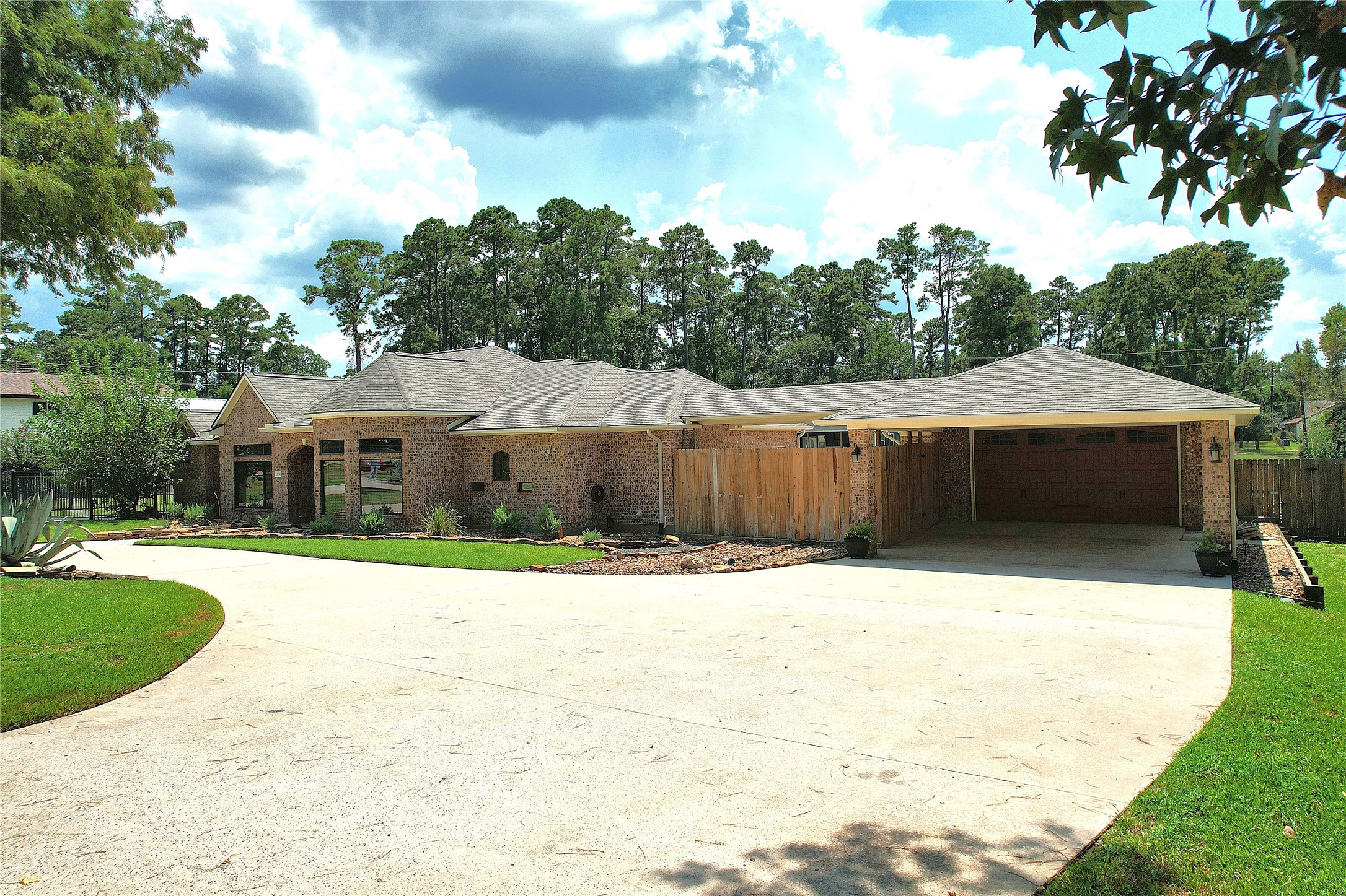 2031 Silver Moon Trail Property Photo 42