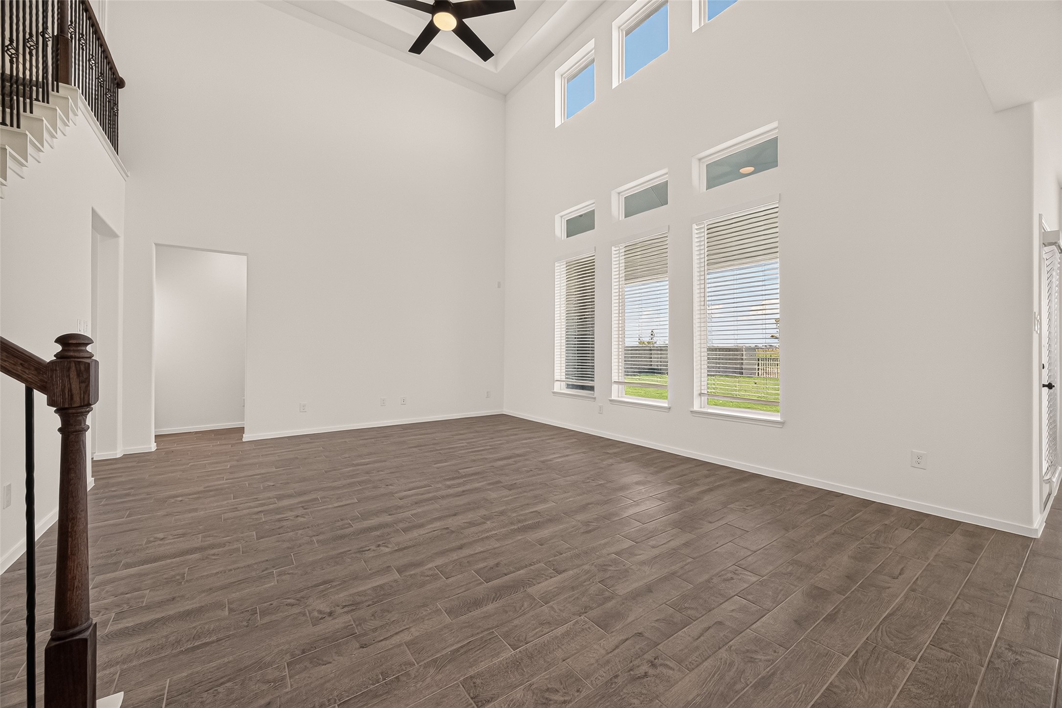 13610 Lago Vista Drive Property Photo 12