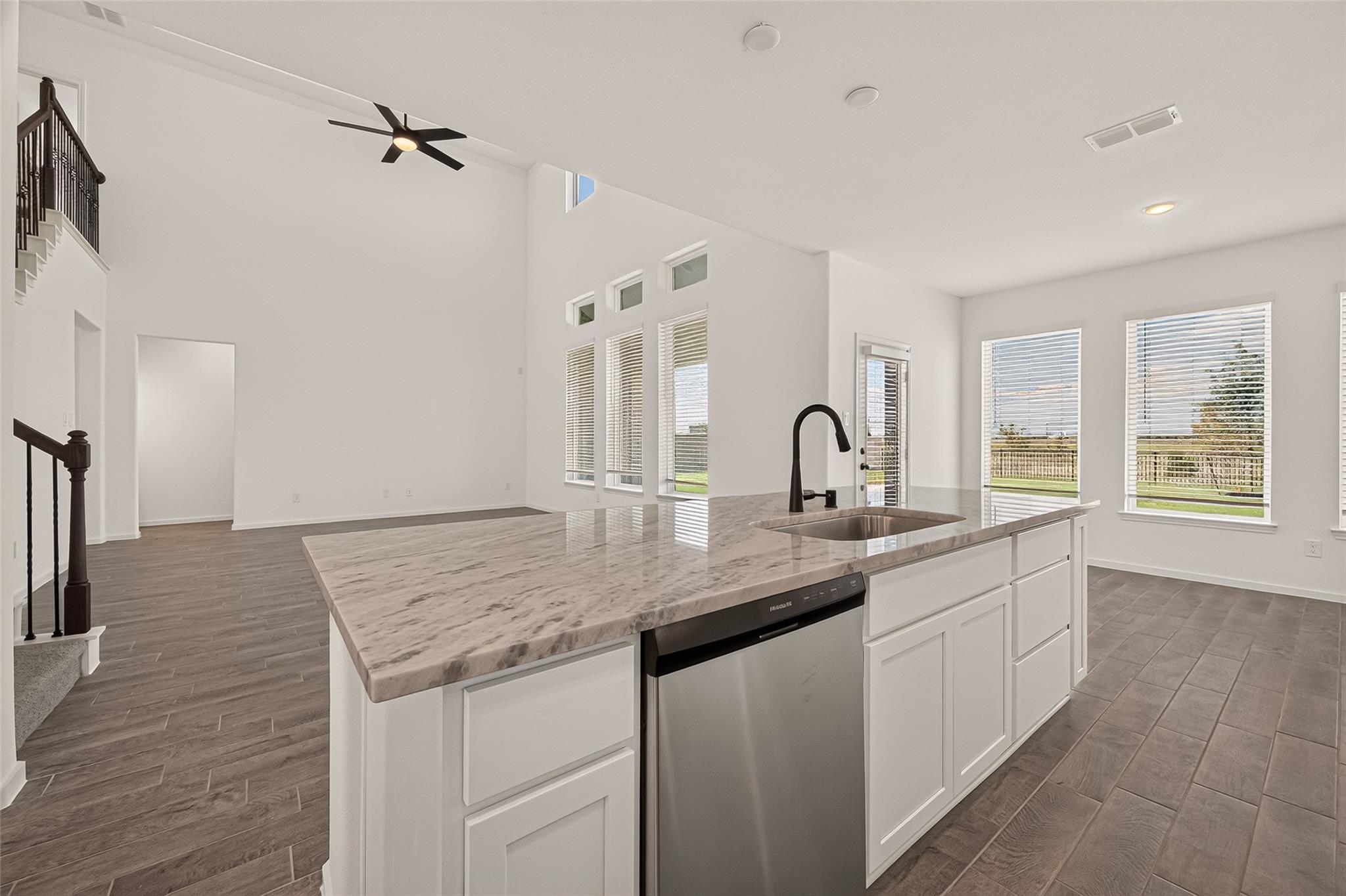13610 Lago Vista Drive, Iowa Colony Tx 77583 Property Photo 19