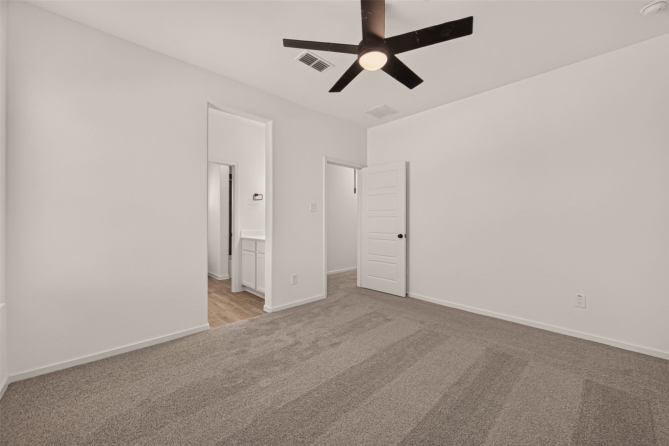13610 Lago Vista Drive Property Photo 35