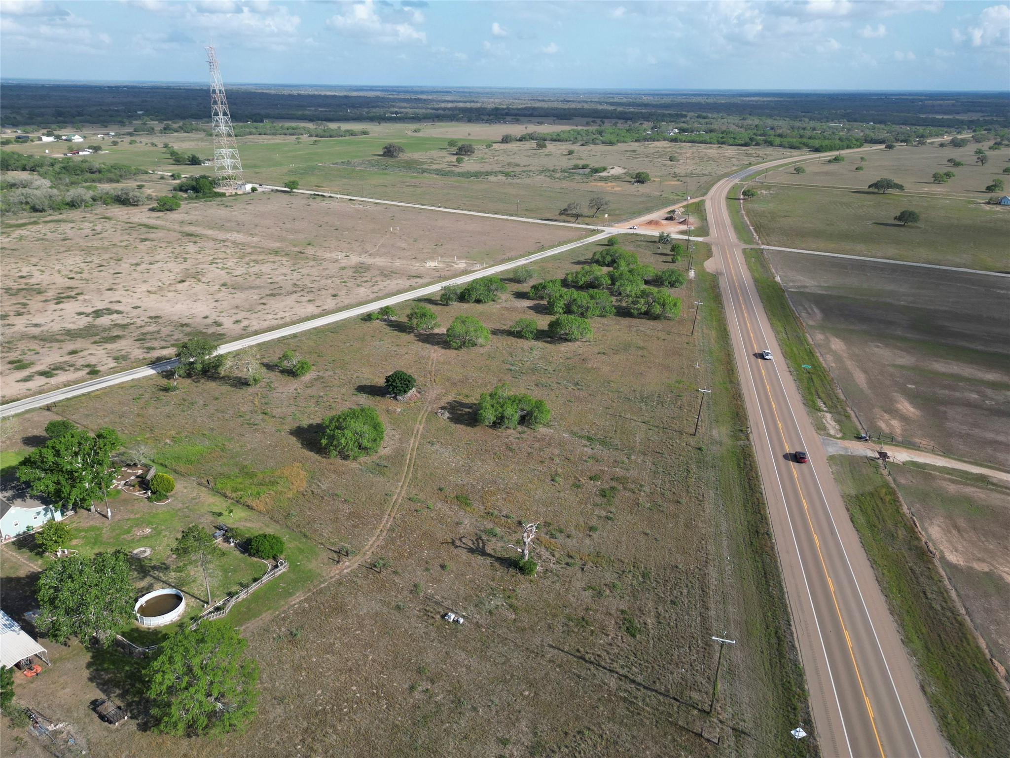 1932 Old Goliad Road Property Photo 25