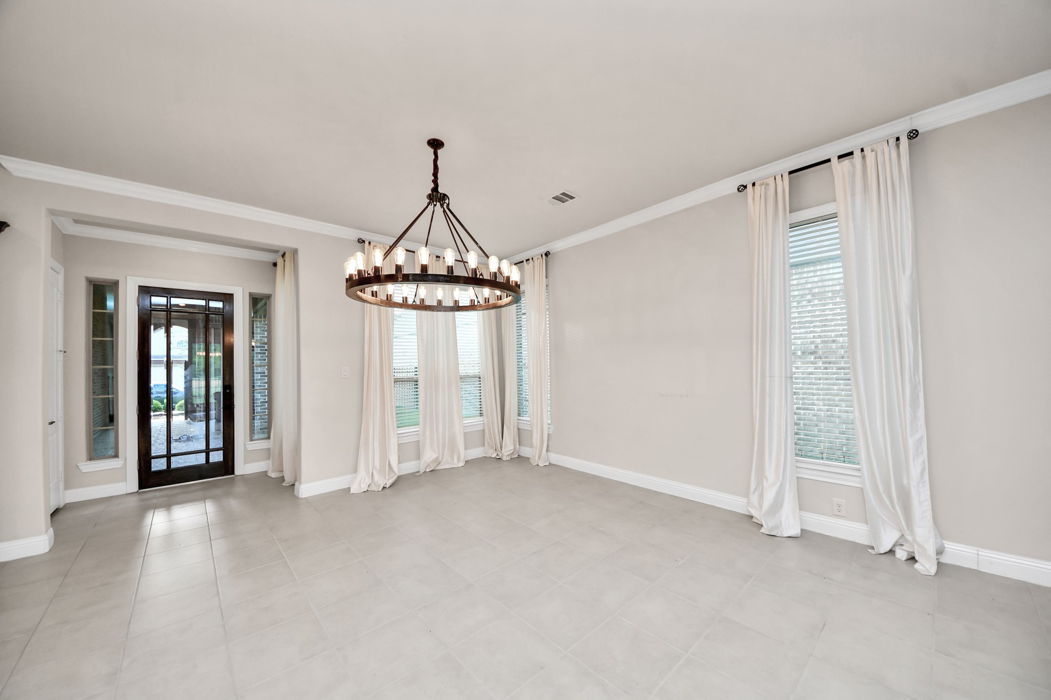 8926 Leaning Hollow Lane Property Photo 2