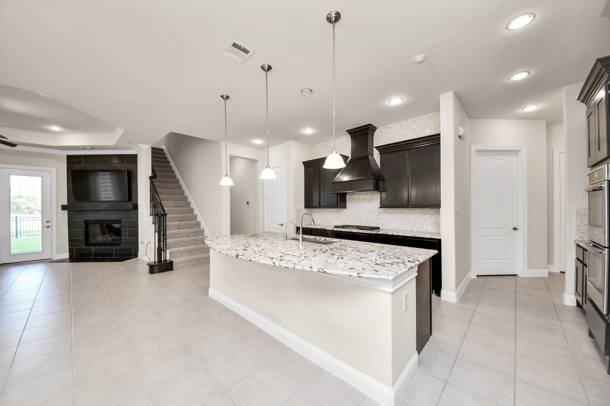 8926 Leaning Hollow Lane Property Photo 10