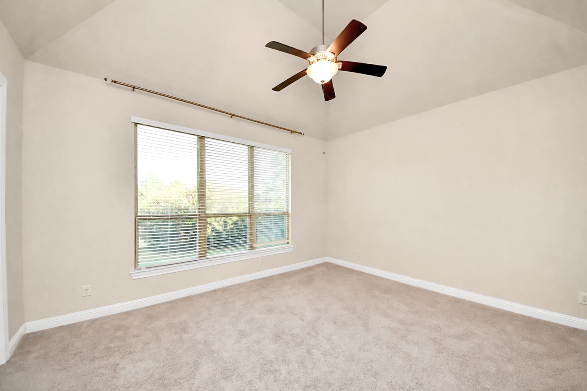 8926 Leaning Hollow Lane Property Photo 14