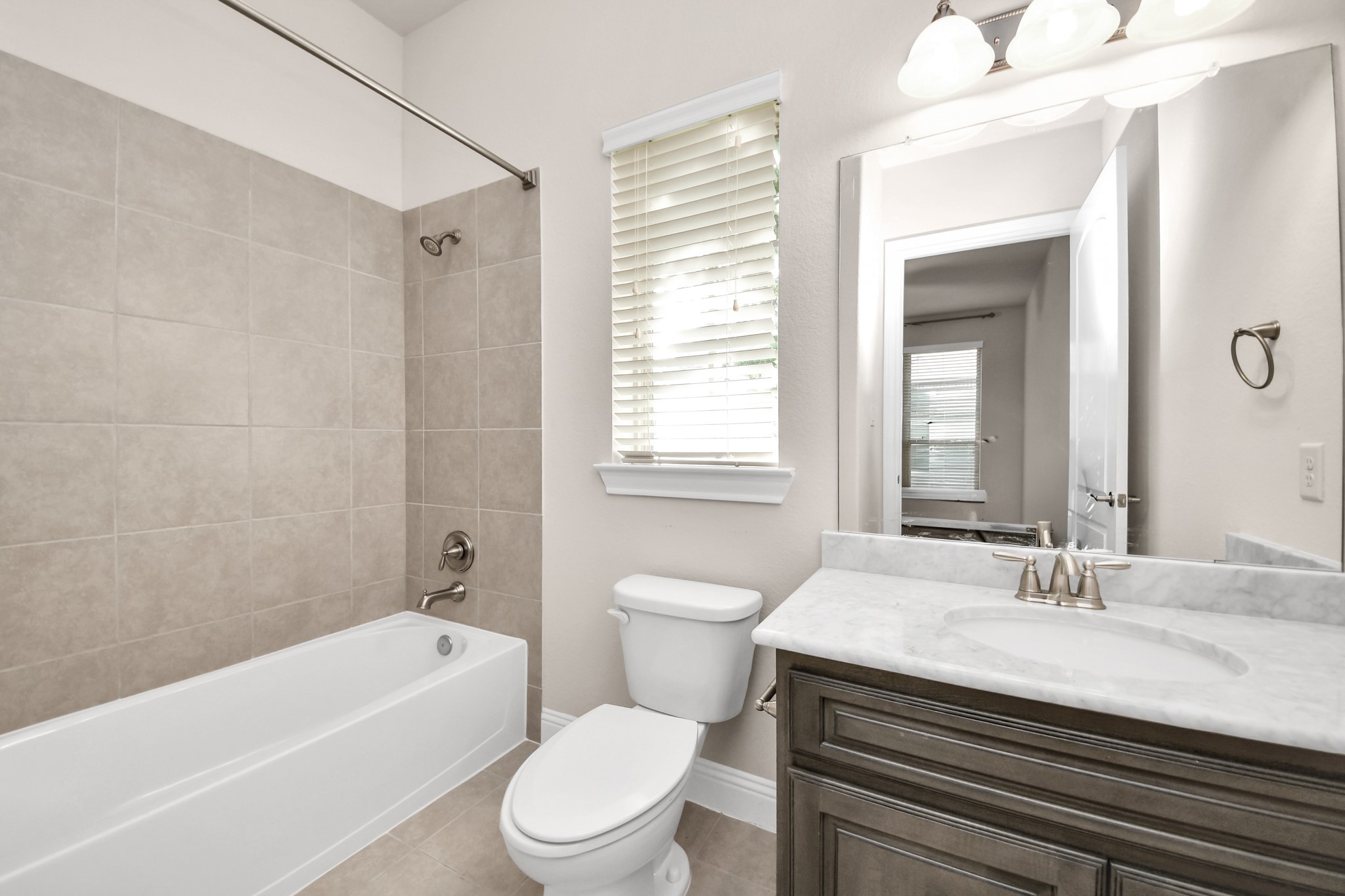 8926 Leaning Hollow Lane Property Photo 25