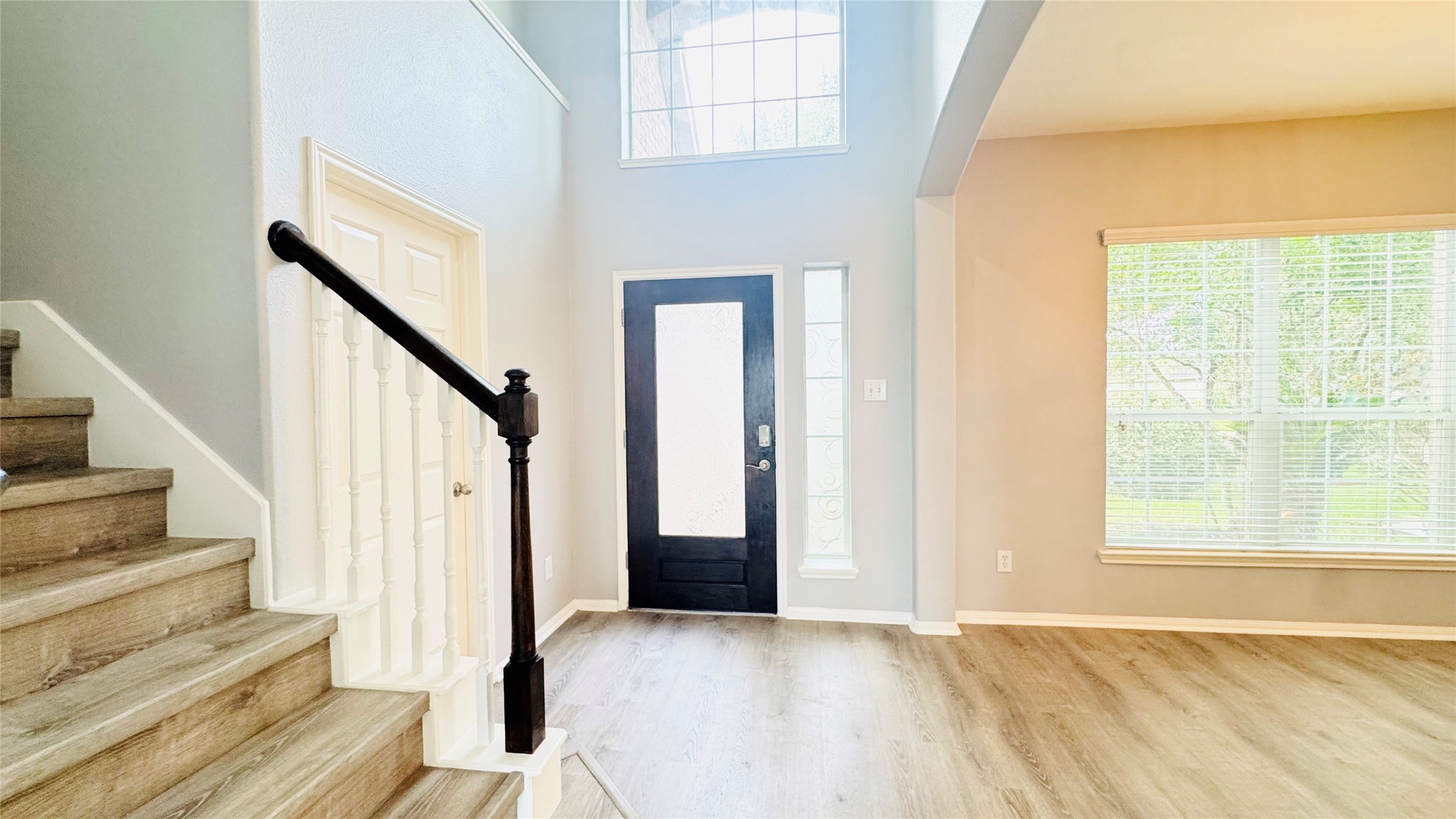 5743 Horseshoe Falls Property Photo 3