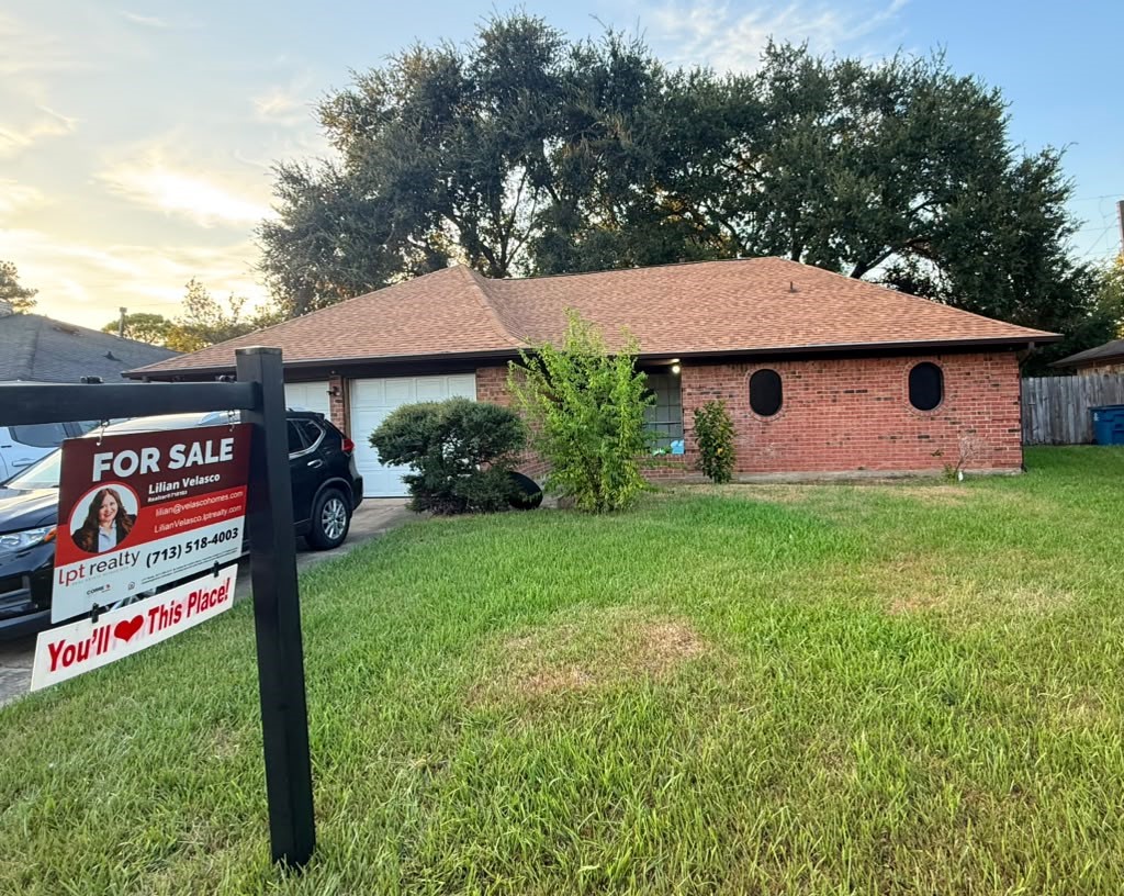 6134 Elkwood Forest Drive Property Photo 1