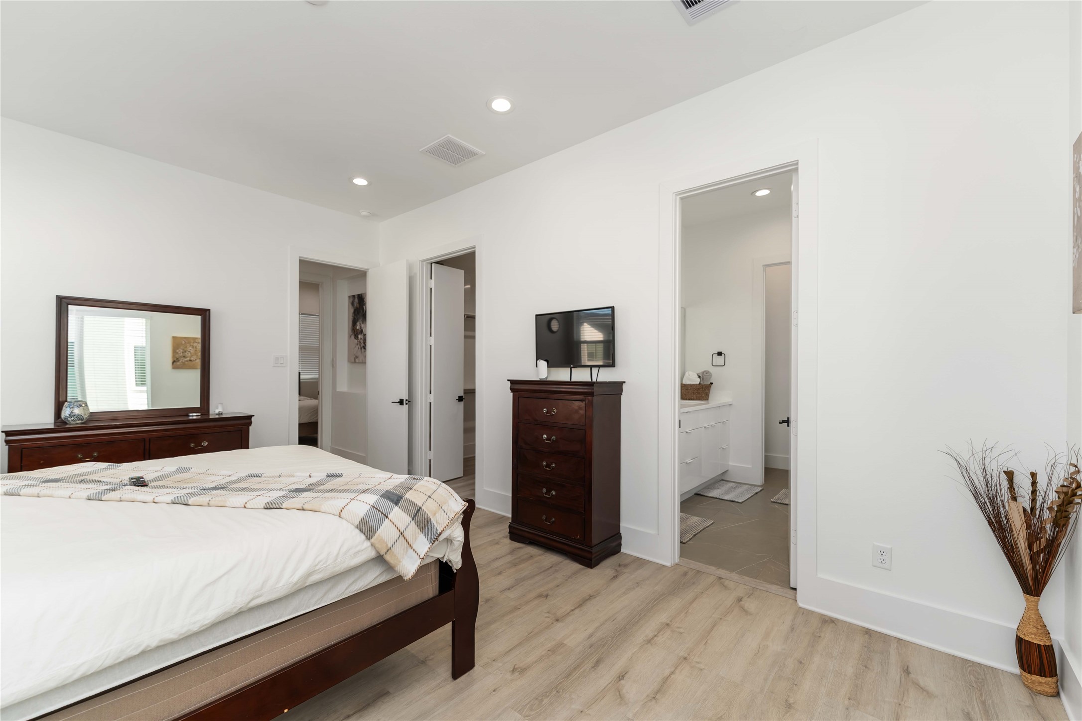 3410 Baer Street C Property Photo 22