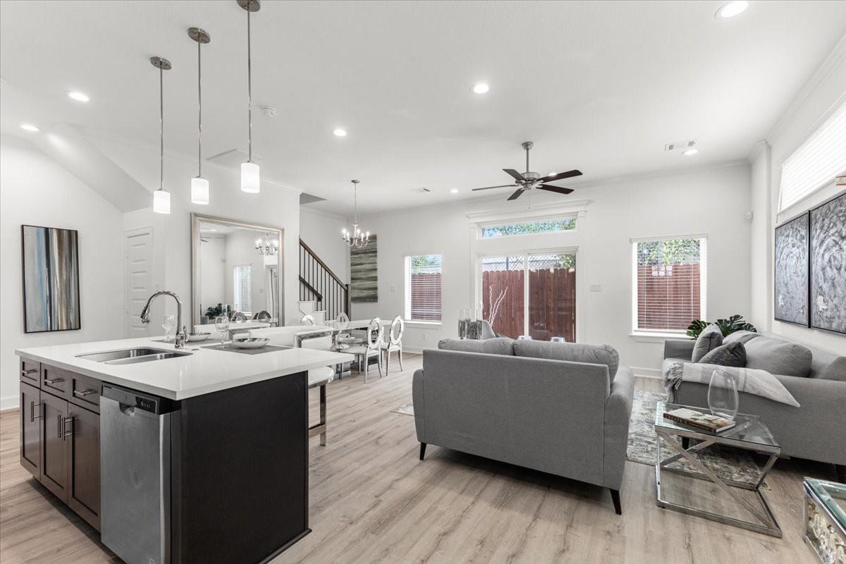 5002 Elizabeth City Street Property Photo 4