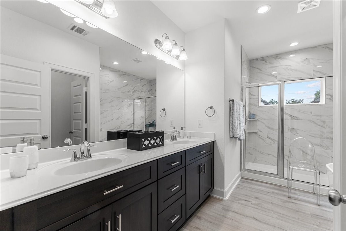 5002 Elizabeth City Street Property Photo 20