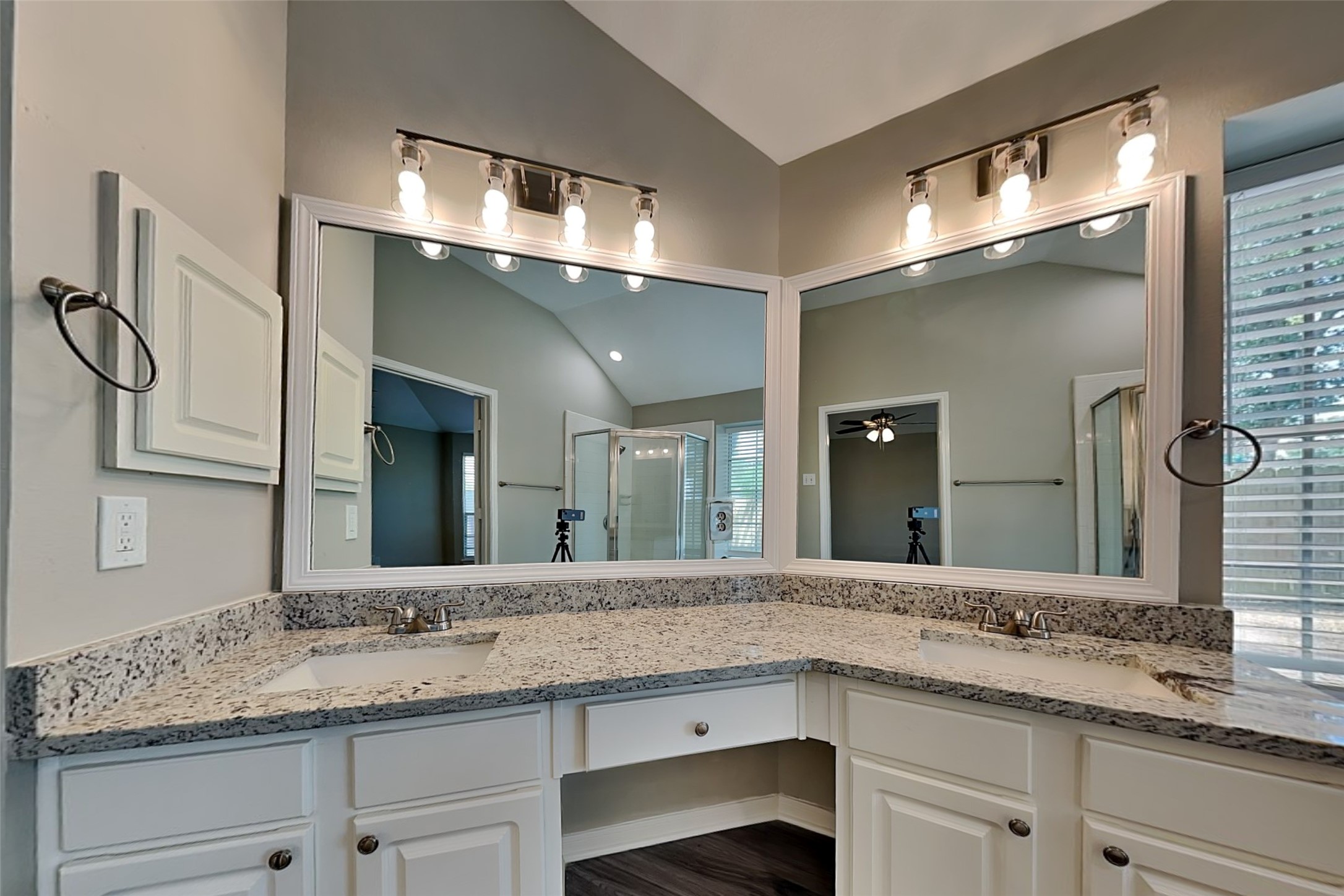 30915 Trinket Drive Property Photo 9