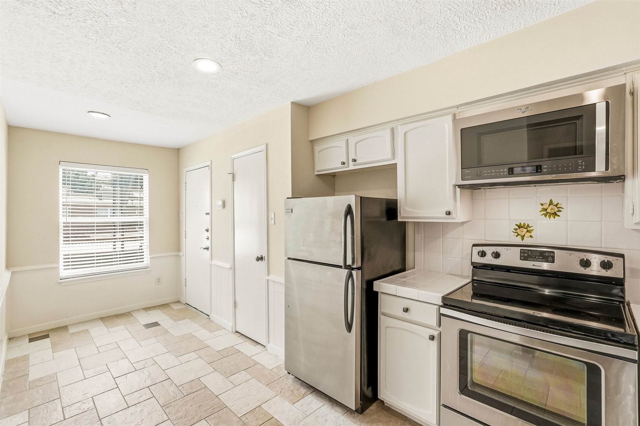 496 N Post Oak Lane 496 Property Photo 15