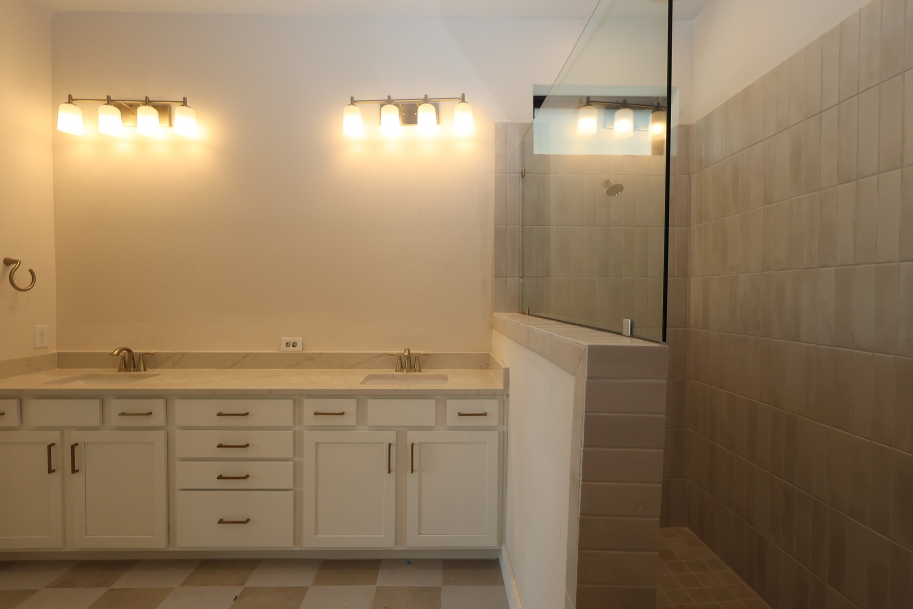 8951 Blackwoods Court Property Photo 11