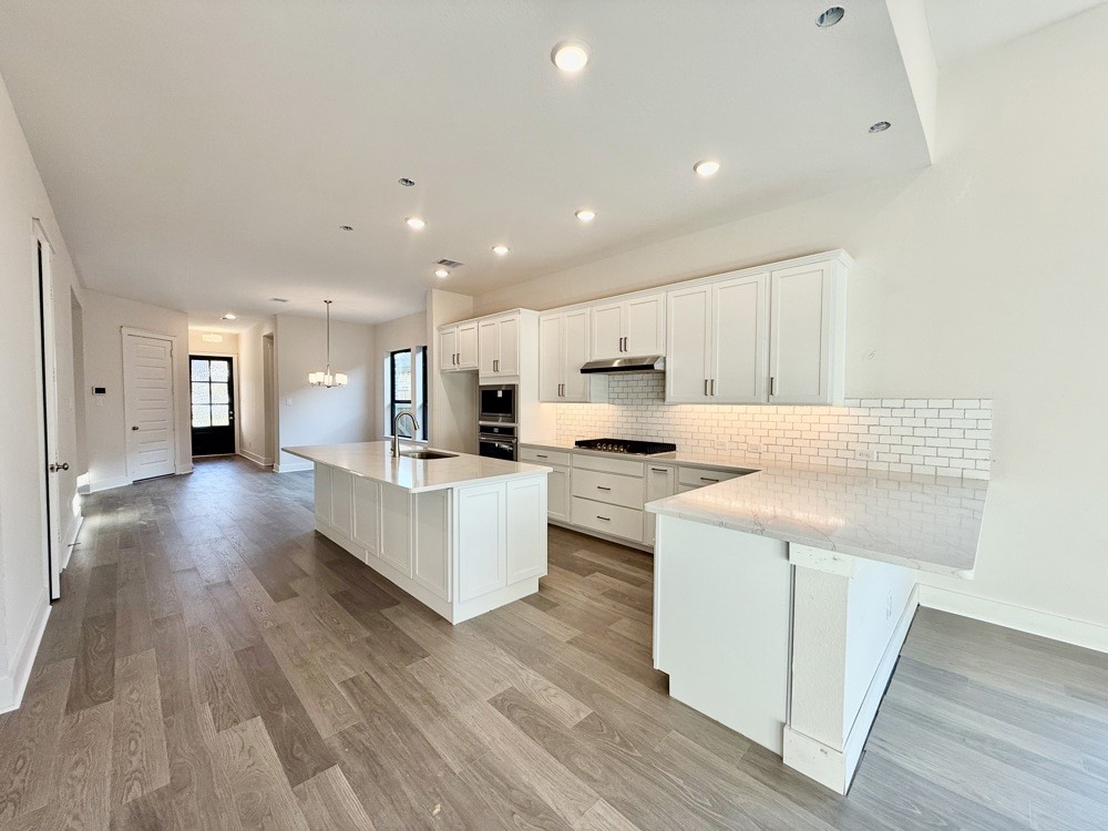 8951 Blackwoods Court Property Photo 14