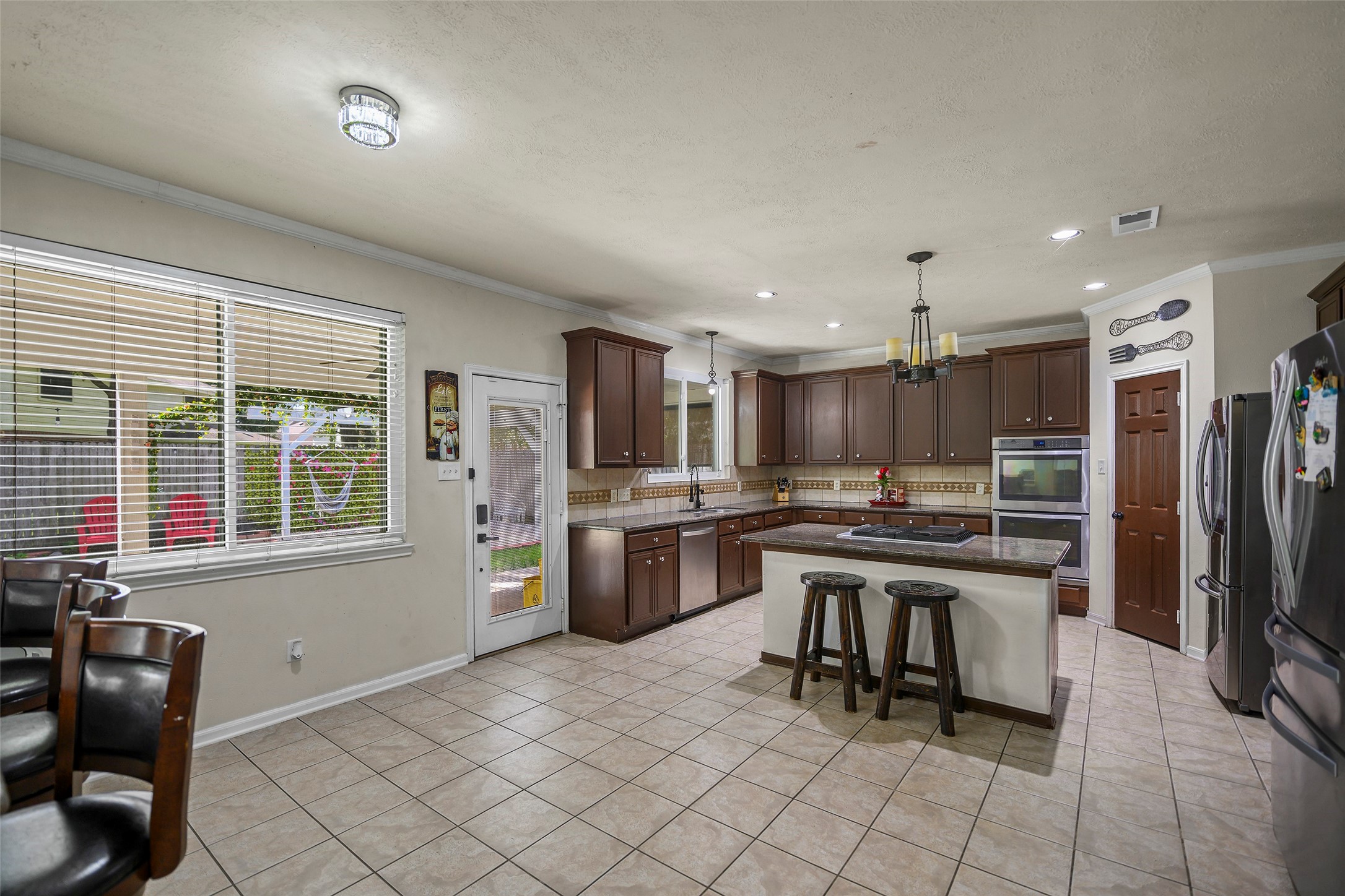 9211 Memorial Grove Drive Property Photo 15