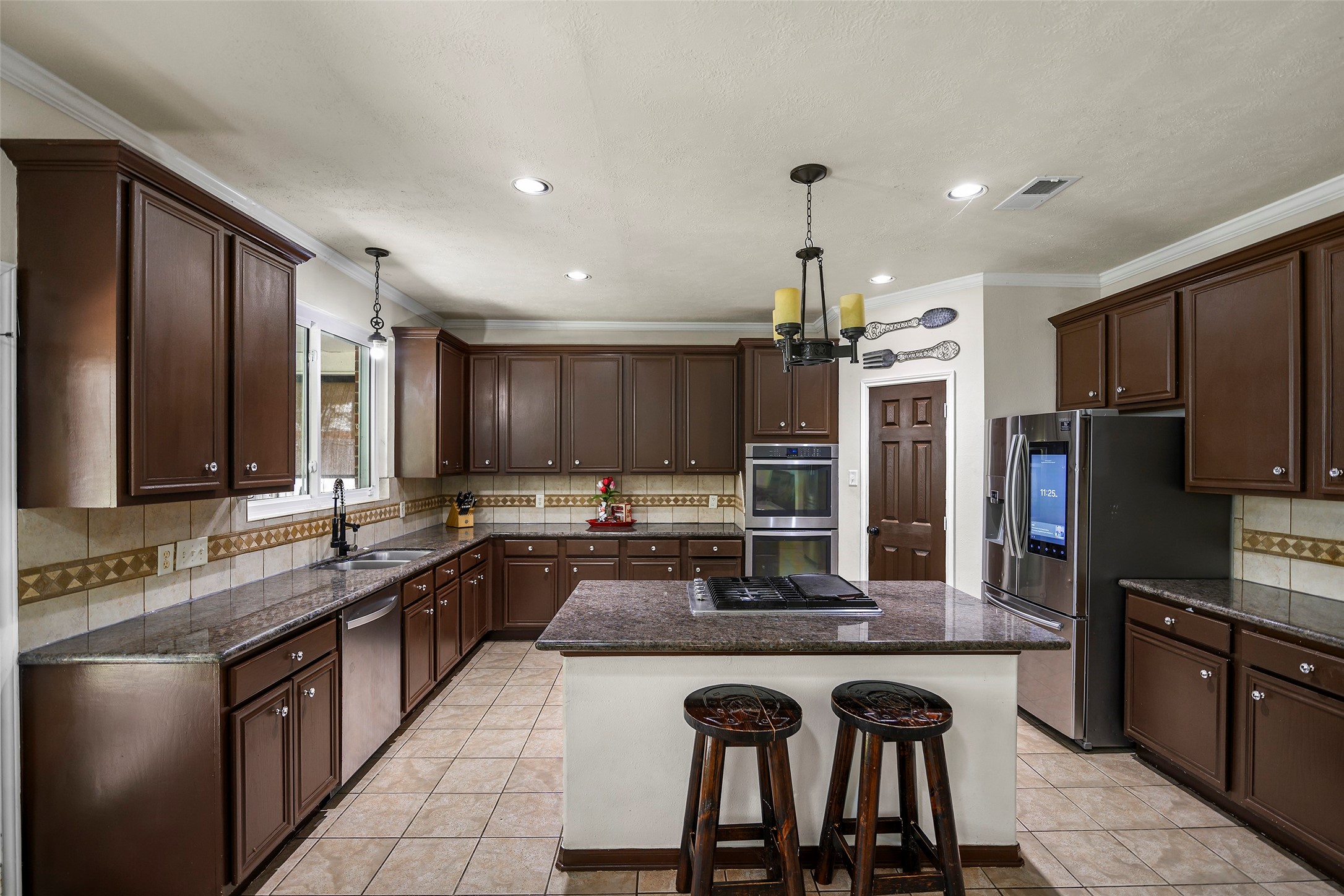 9211 Memorial Grove Drive Property Photo 16