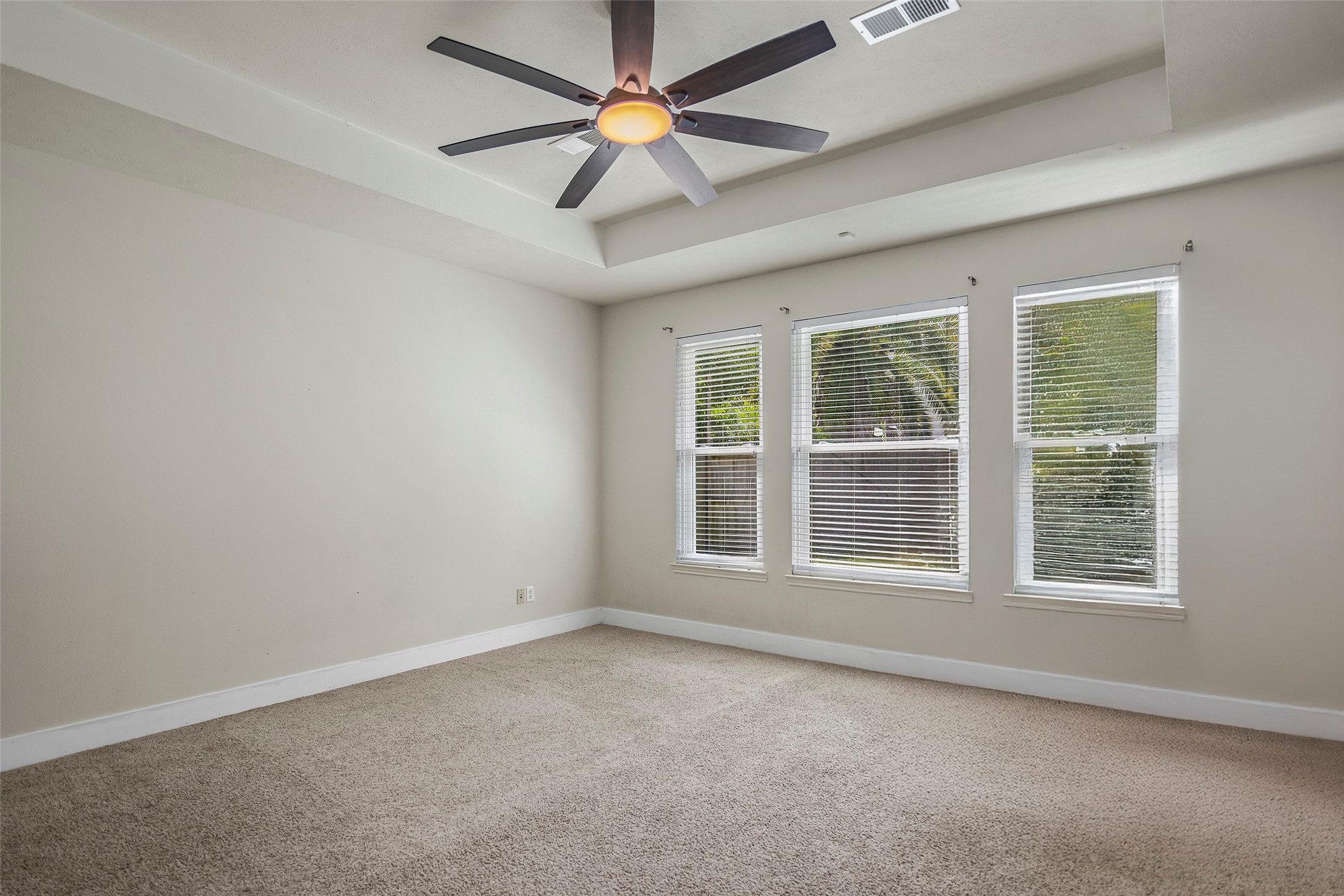 9211 Memorial Grove Drive Property Photo 20