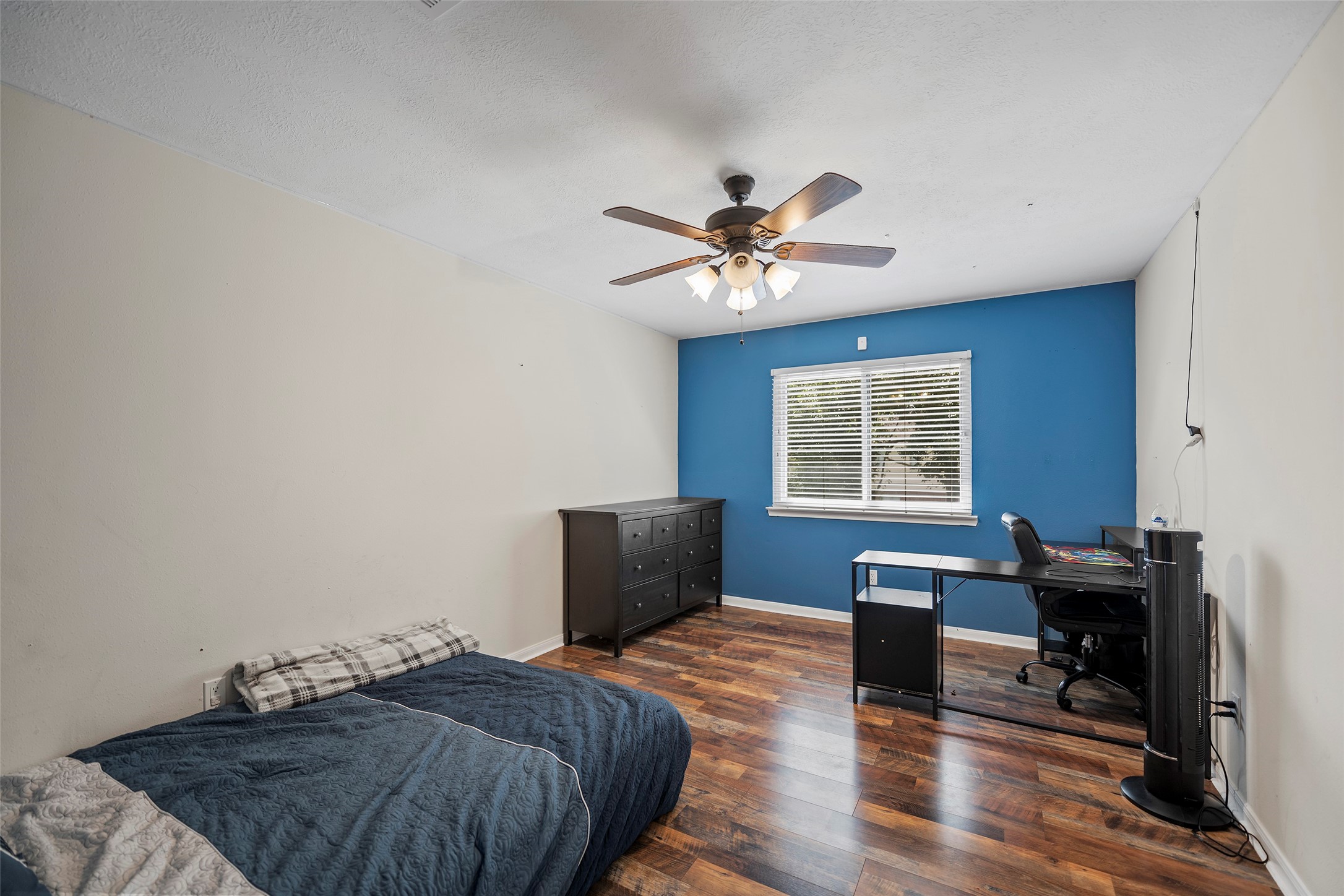 9211 Memorial Grove Drive Property Photo 30