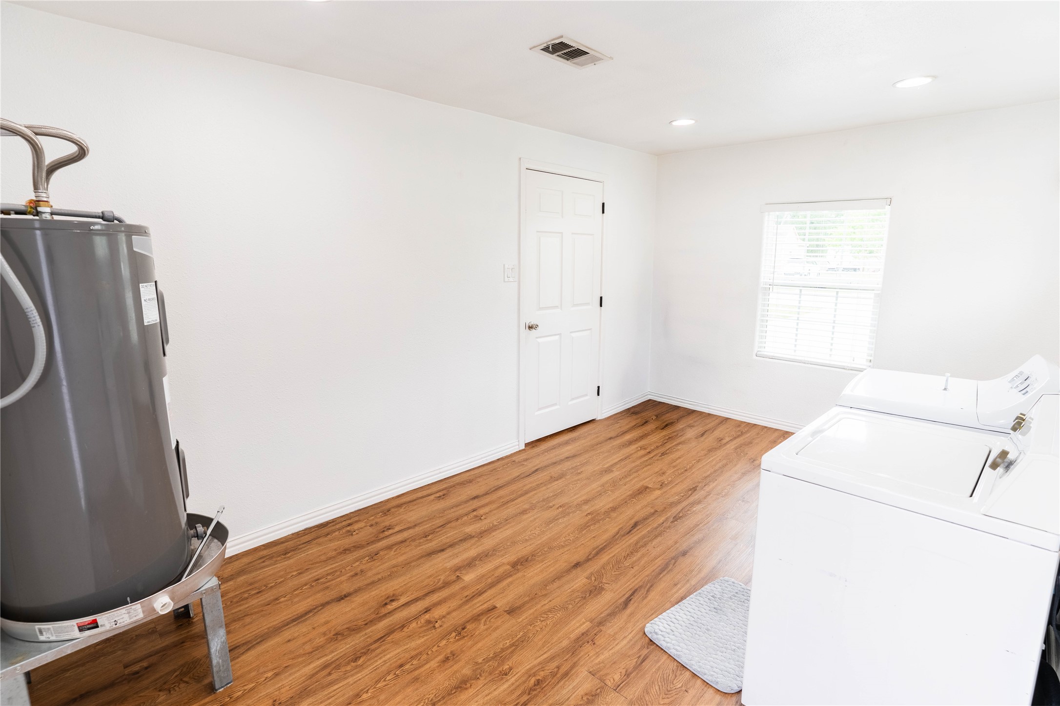 119 S Carroll Street Property Photo 17